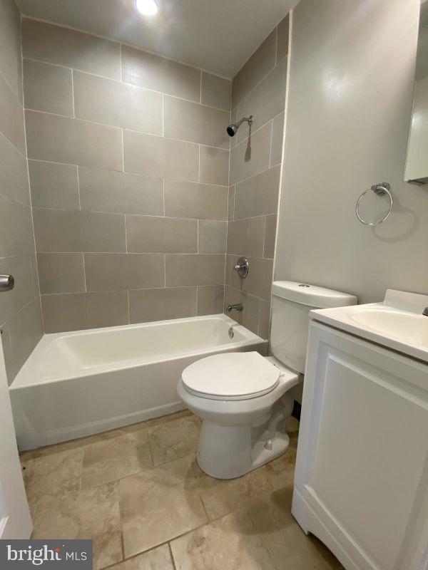 BELVEDERE SQUARE - Residential Lease