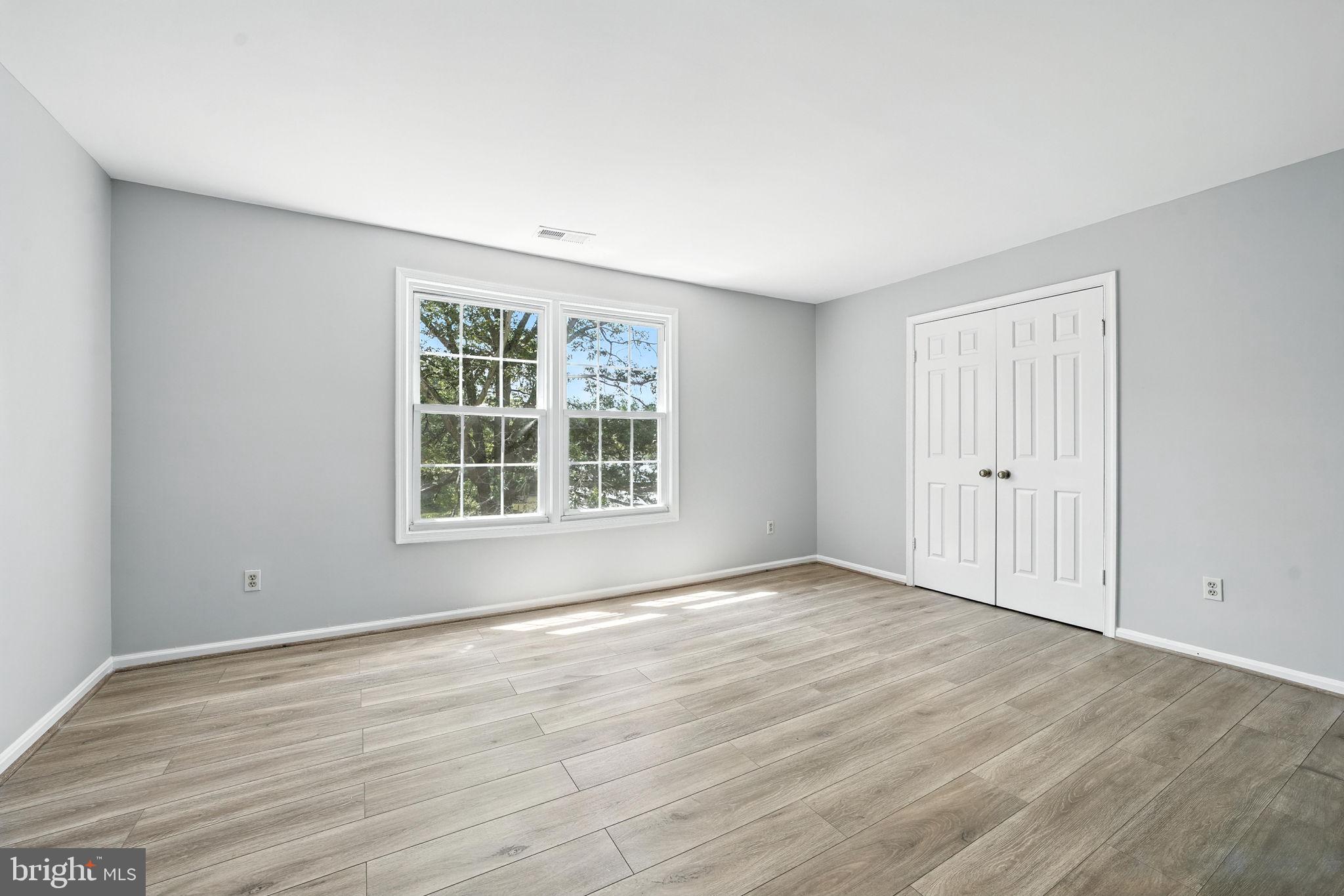 TANTALLON ON THE POTOMAC - Residential