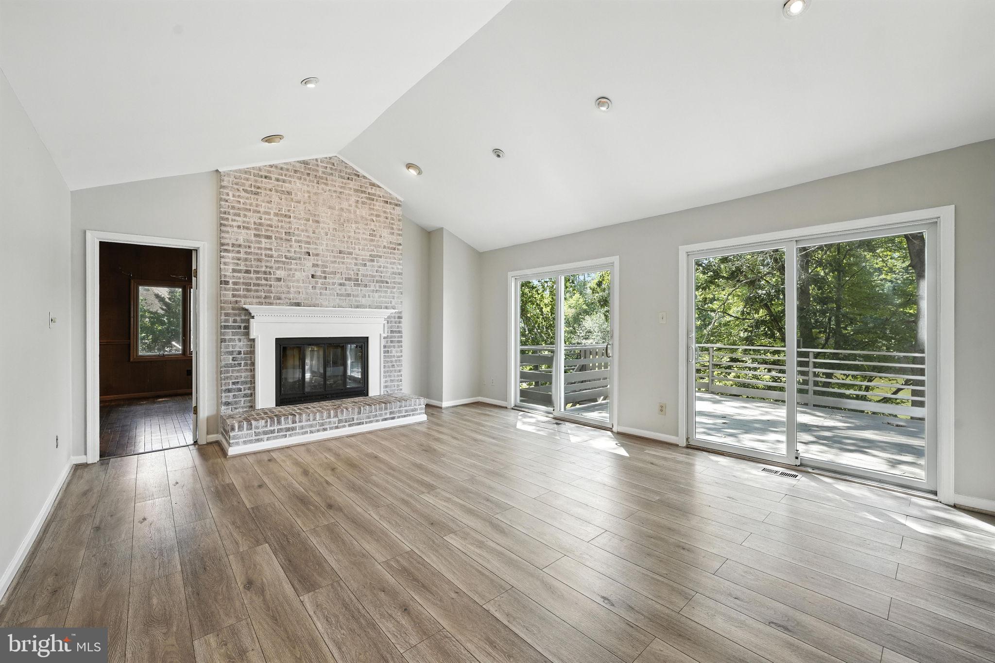 TANTALLON ON THE POTOMAC - Residential