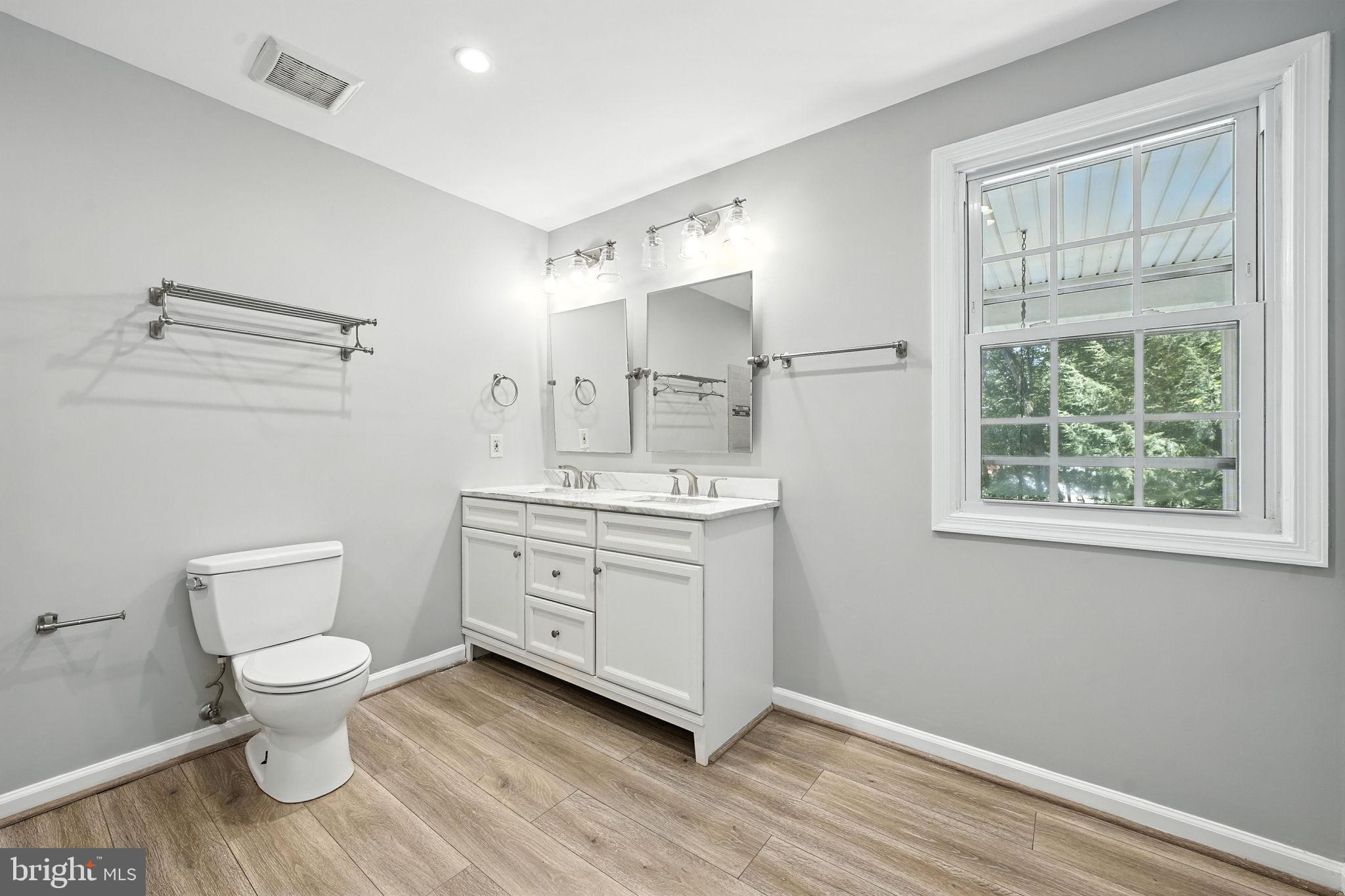 TANTALLON ON THE POTOMAC - Residential