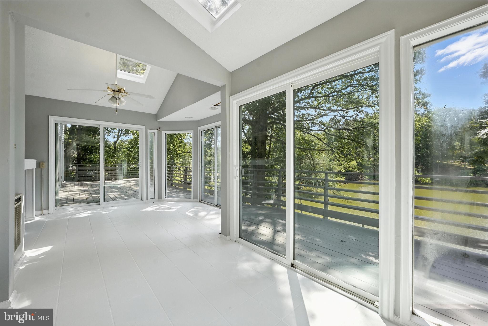 TANTALLON ON THE POTOMAC - Residential