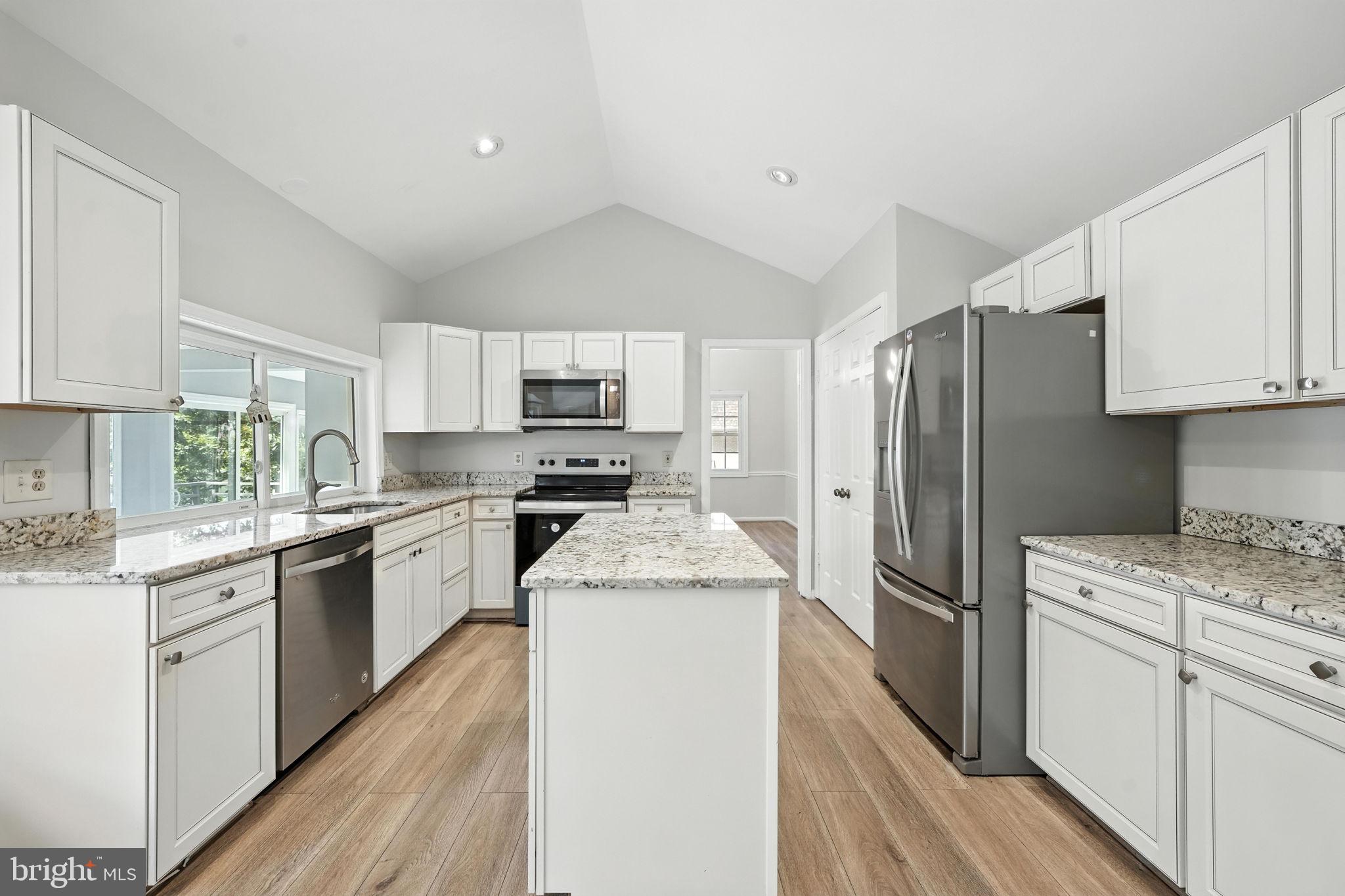 TANTALLON ON THE POTOMAC - Residential