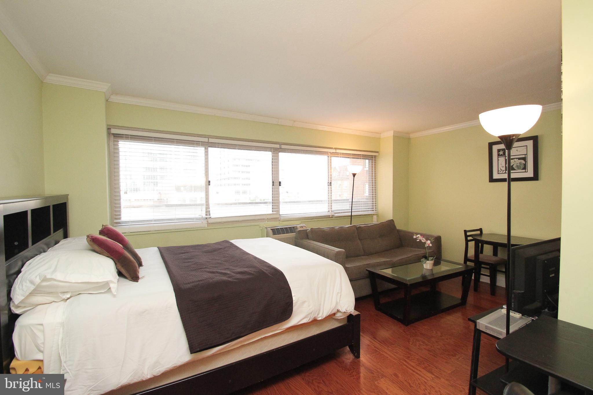 2101-17 CHESTNUT STREET 323