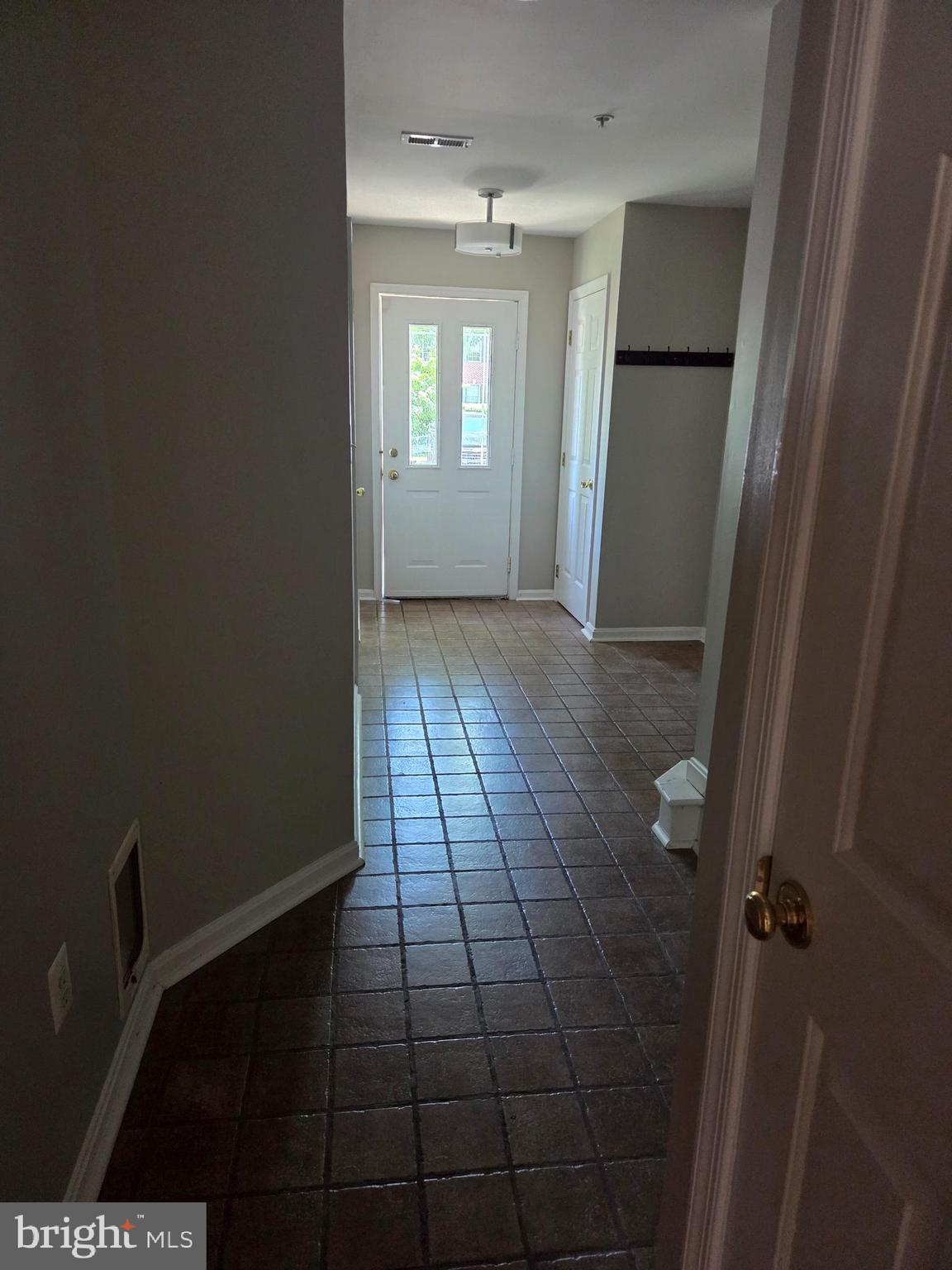 RIVER OAKS - Residential Lease