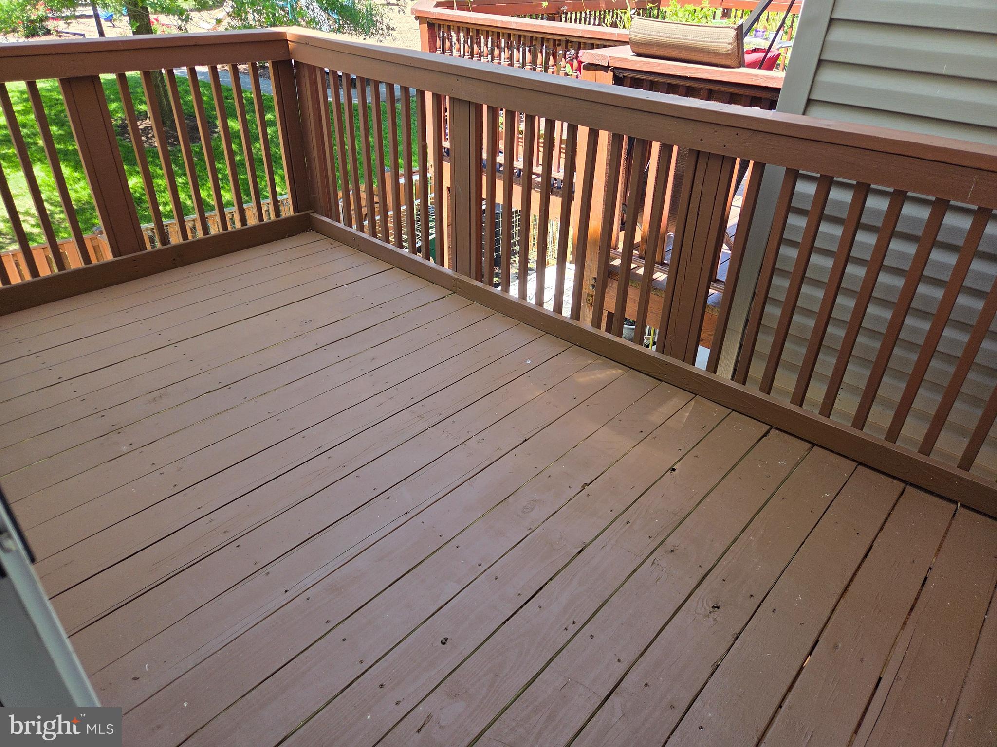 RIVER OAKS - Residential Lease