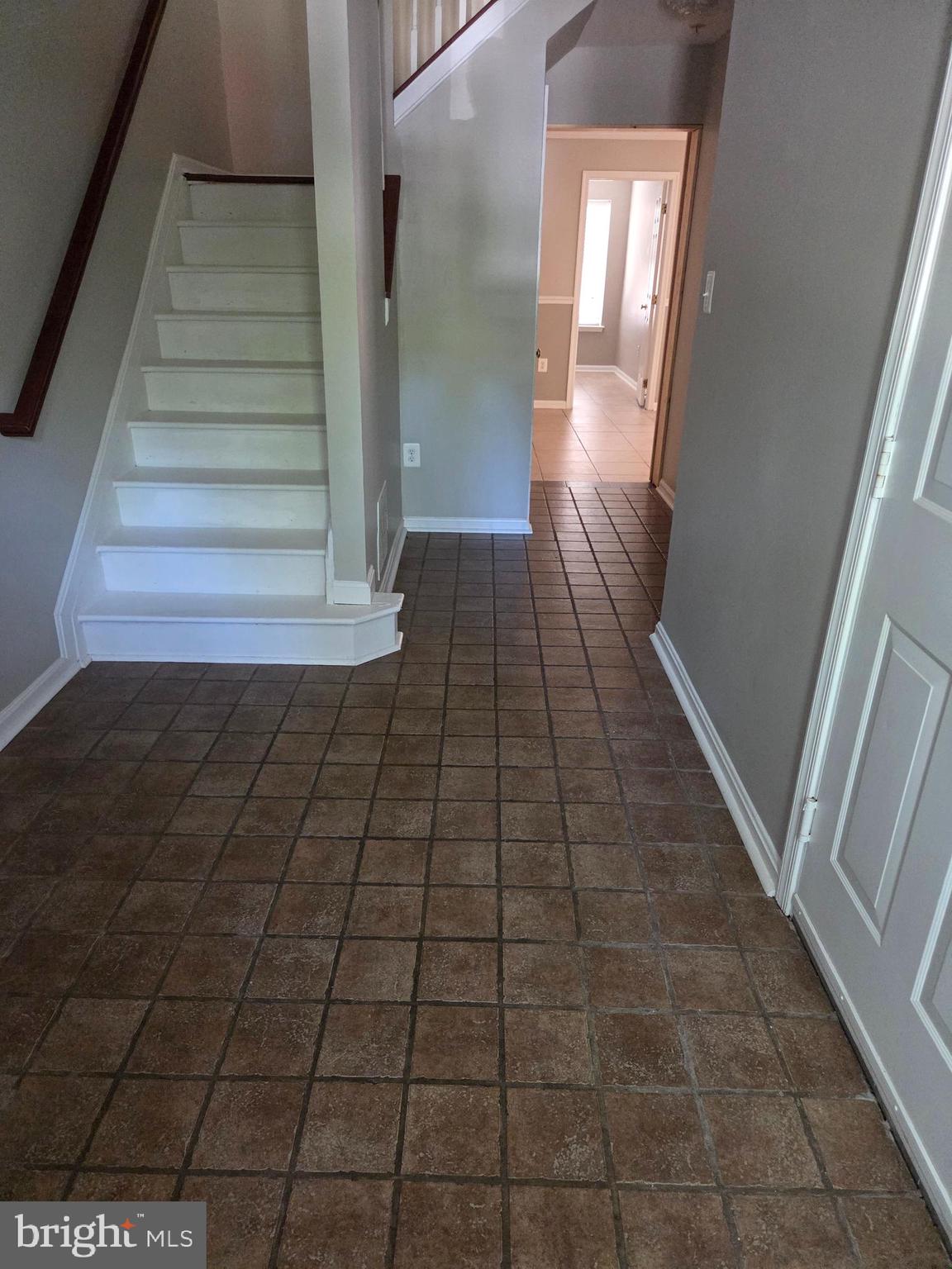 RIVER OAKS - Residential Lease