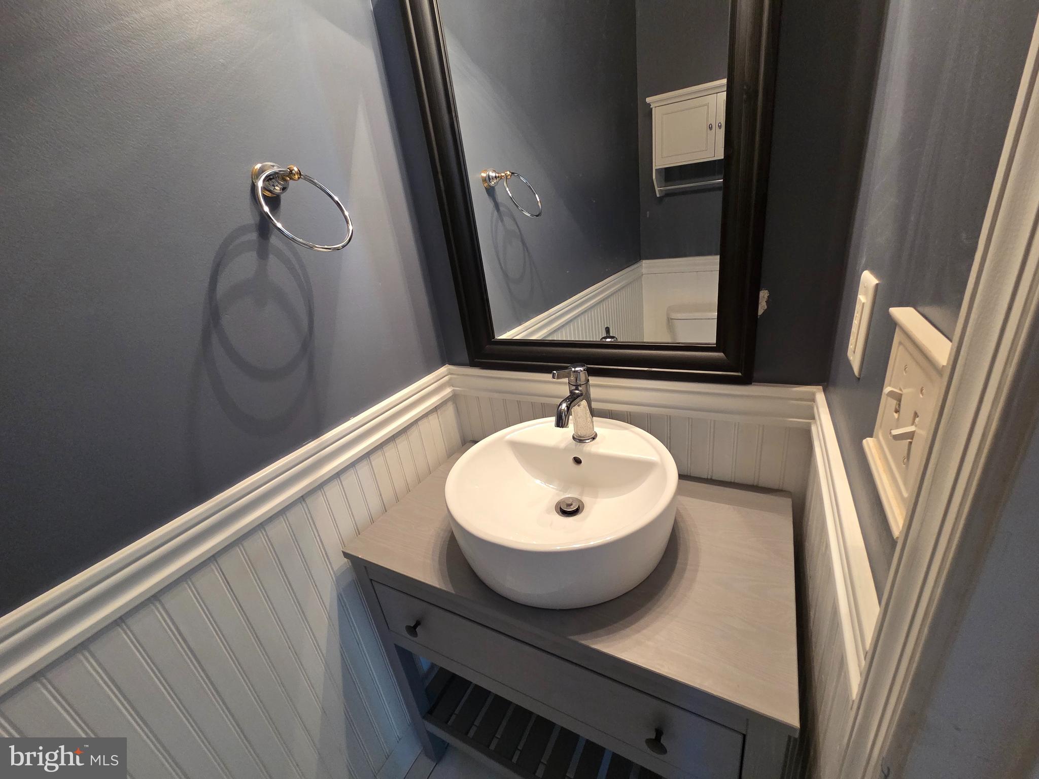 RIVER OAKS - Residential Lease