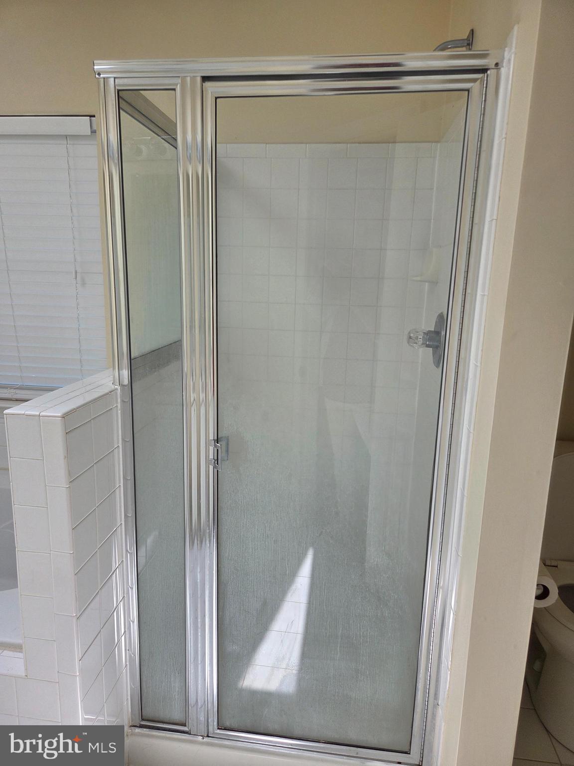 RIVER OAKS - Residential Lease