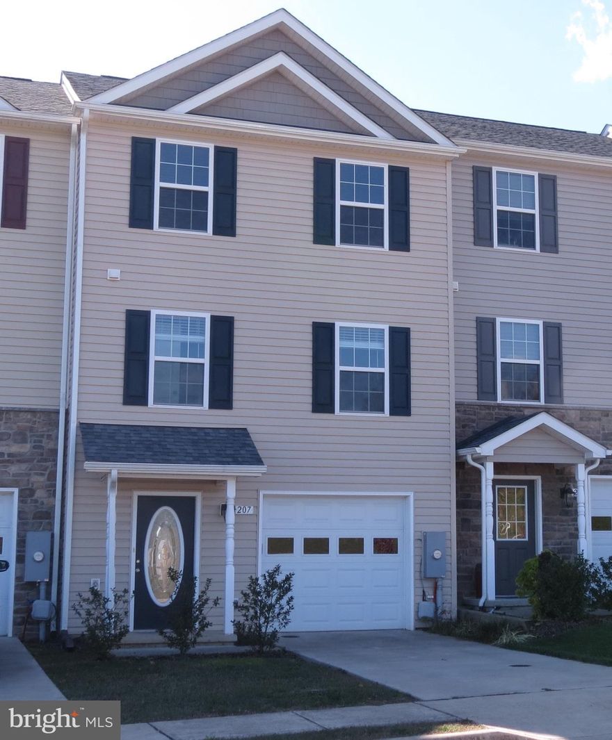 Stunning 3 level Townhouse located in Regents Crest Subdivision.  Nestled in the beautiful rolling hills of Frederick County with views of the Shenandoah Mountains.   2 Master Bedrooms Suites.   Spacious and Bright Kitchen has Stainless Steel Appliances and a Center Island, large Pantry, Cherry Cabinets and a Huge Eat-In Space. The living room boasts lots of natural light.   Laundry is on the Upper Bedroom Level and the Entry Level Bedroom has a Separate Entrance. Finished basement with full bathroom.    1 car garage along with plenty of street parking.  Convenient to Piccadilly Public House,  Roma Old Town Restaurant,  Alsatian Brewing Co, Brewbakers Restaurant,  Bright Box Event Center, Kids Discovery Museum, Rock Harbor Golf Club,  Jim Barnet Park and Winchester Medical Center.  Only 2 miles from Old Town Winchester.  Minutes to commuter routes Rt. 11, Rt. 37, Rt. 7 and I-81