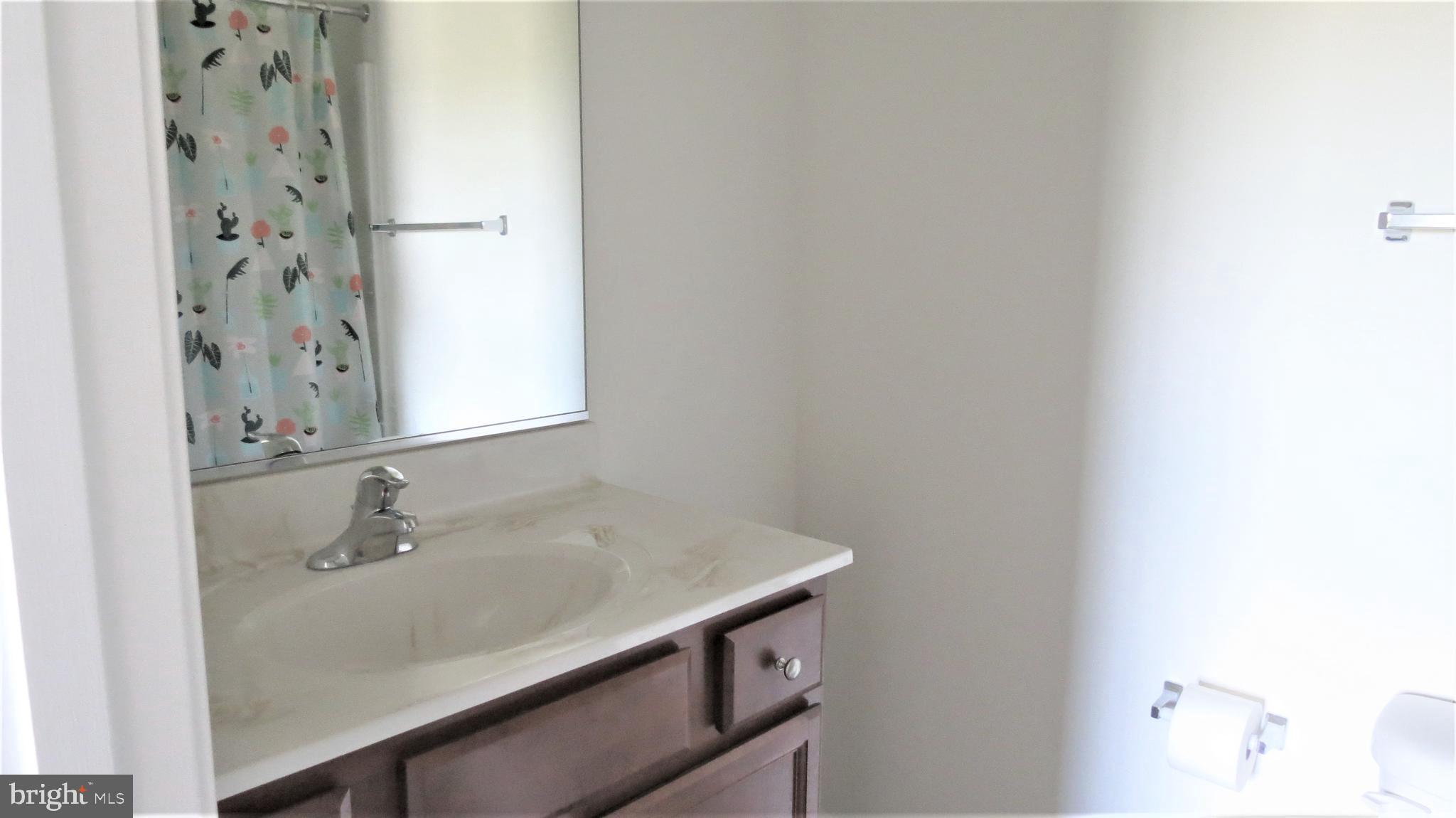 REGENTS CREST - Residential Lease