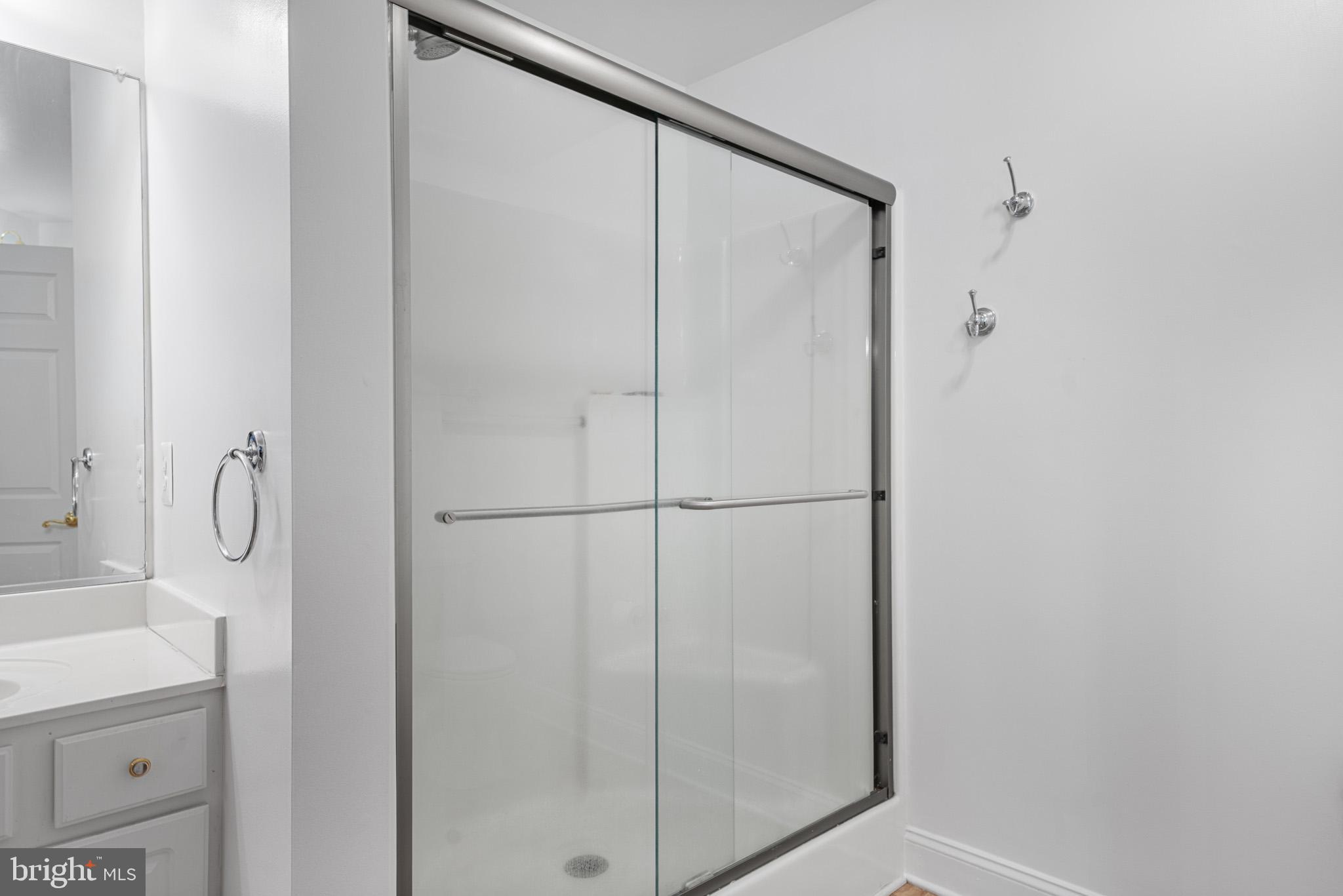 WASHINGTON SQUARE - Residential