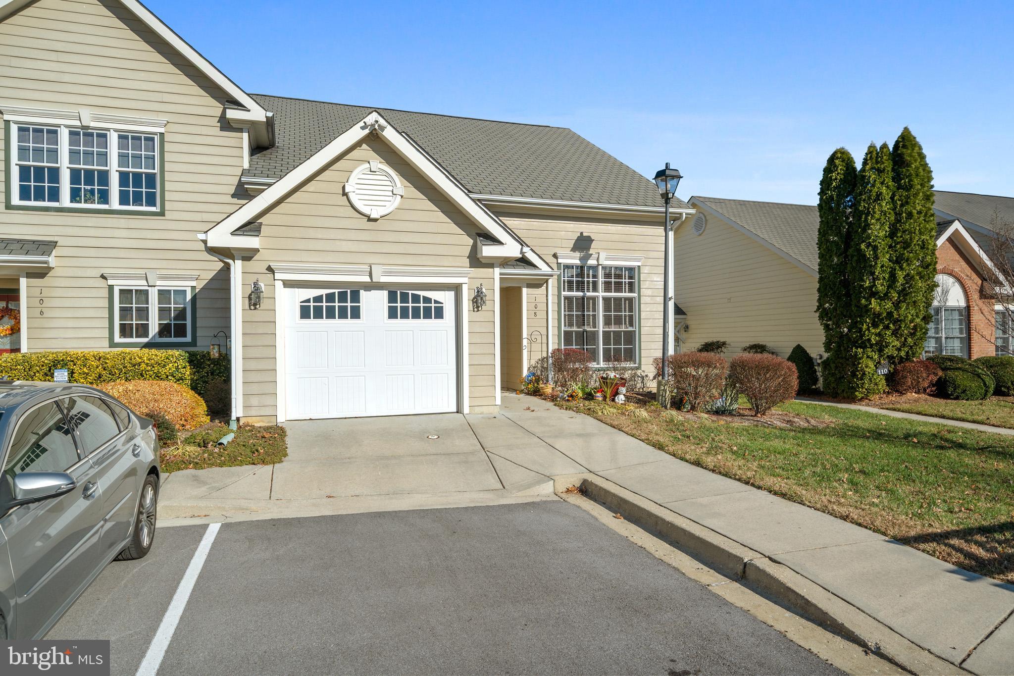 WASHINGTON SQUARE - Residential
