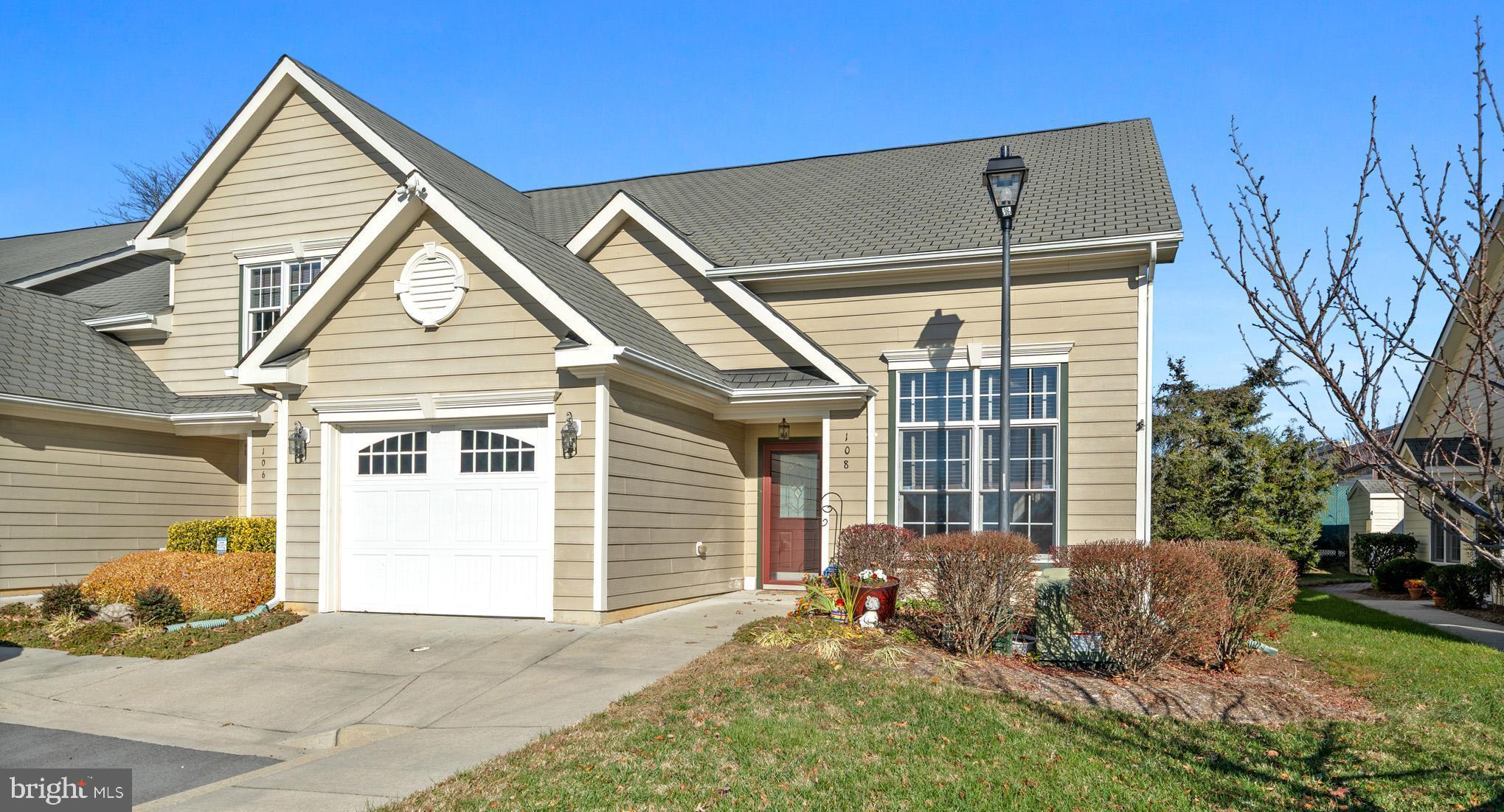 WASHINGTON SQUARE - Residential