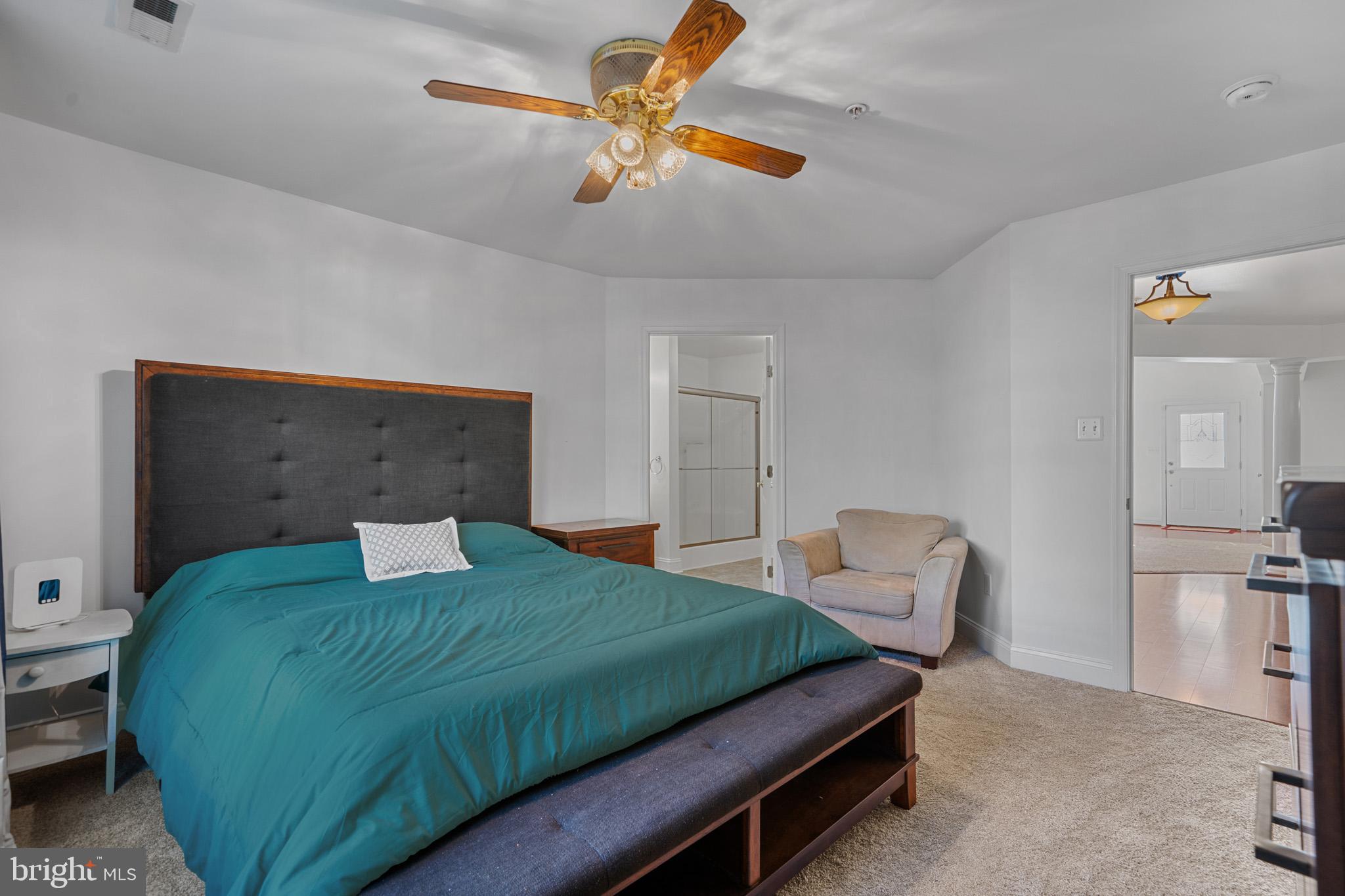 WASHINGTON SQUARE - Residential