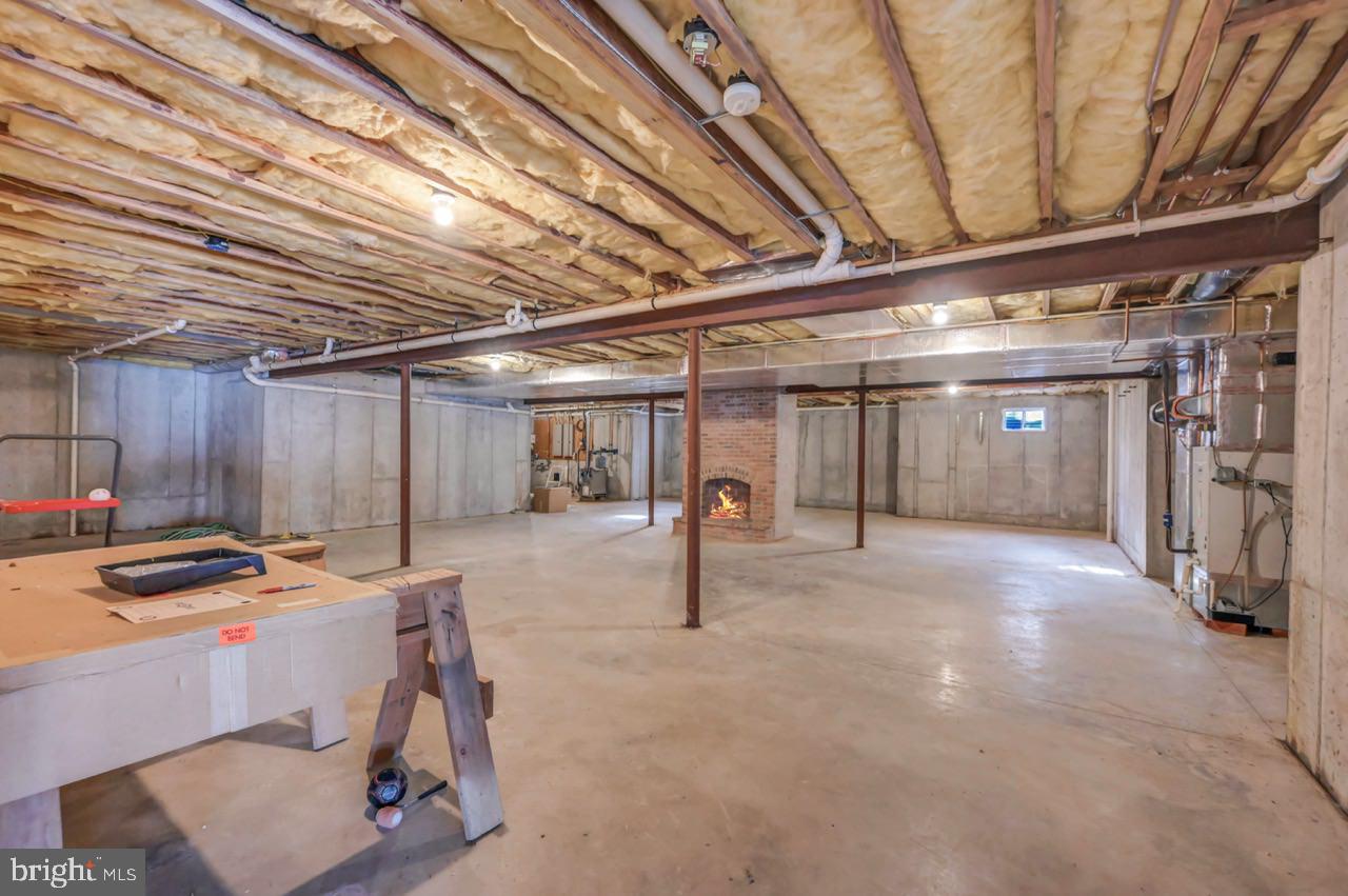 SPLIT ROCK - Residential