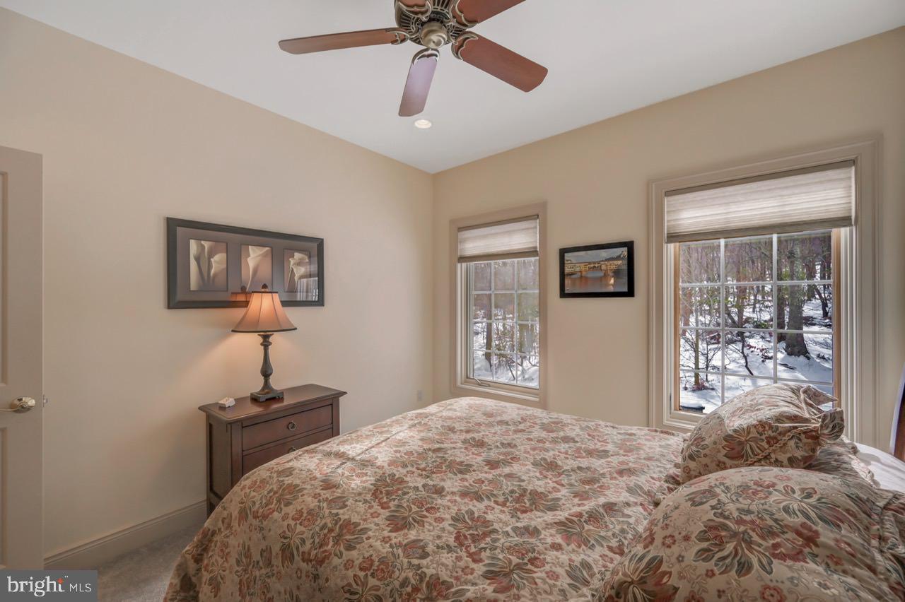 SPLIT ROCK - Residential