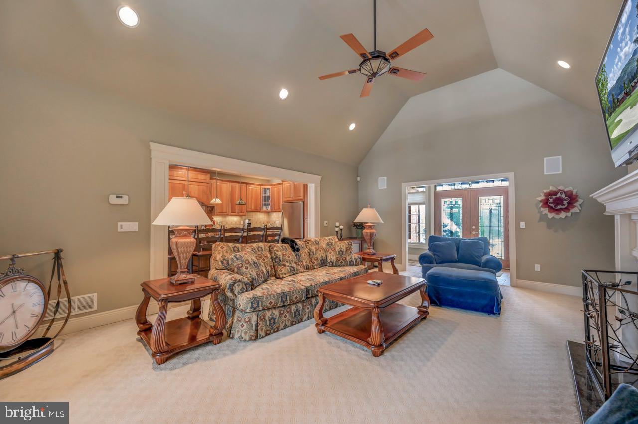 SPLIT ROCK - Residential