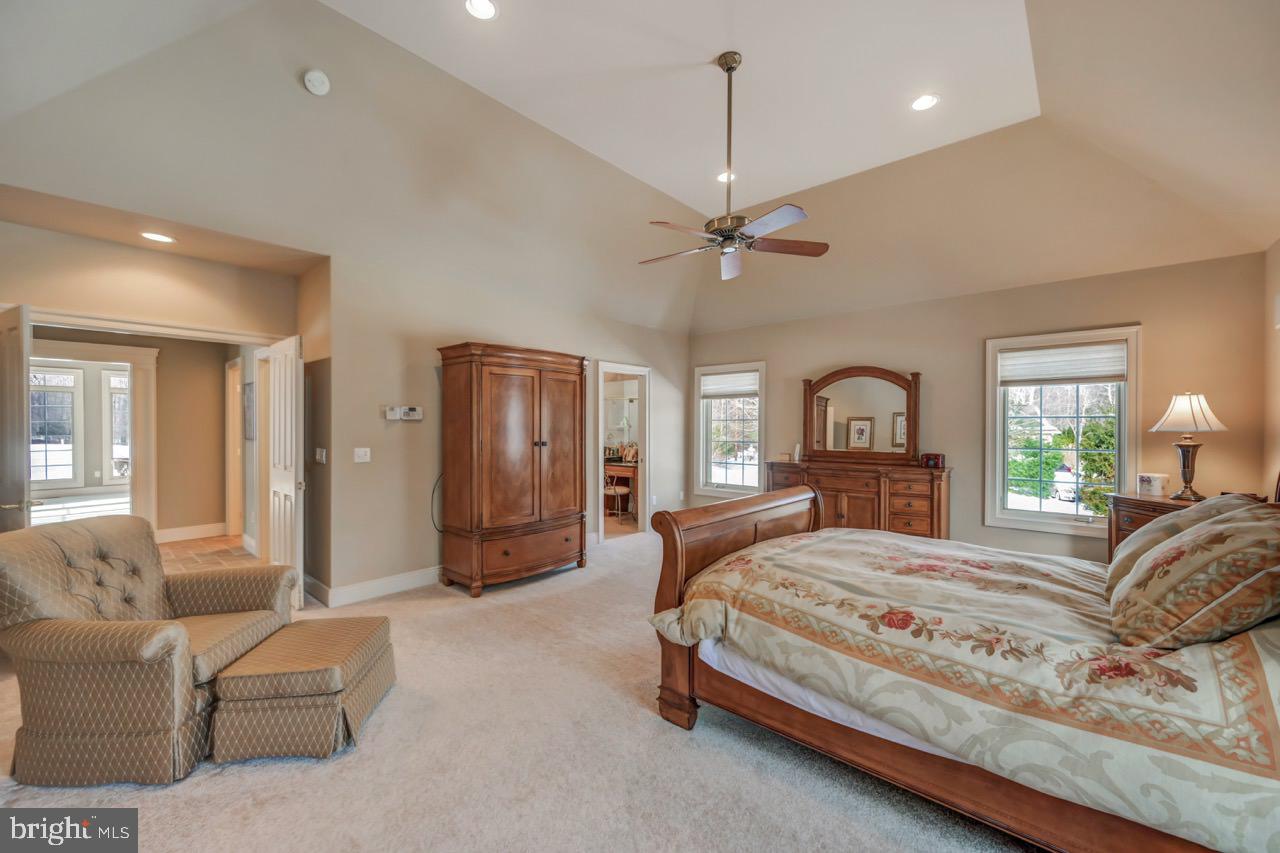 SPLIT ROCK - Residential