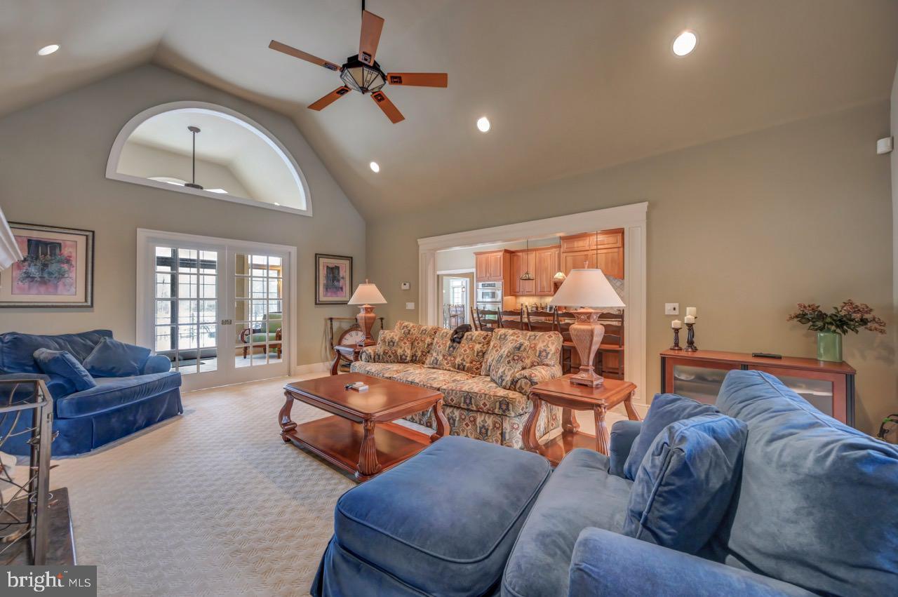 SPLIT ROCK - Residential