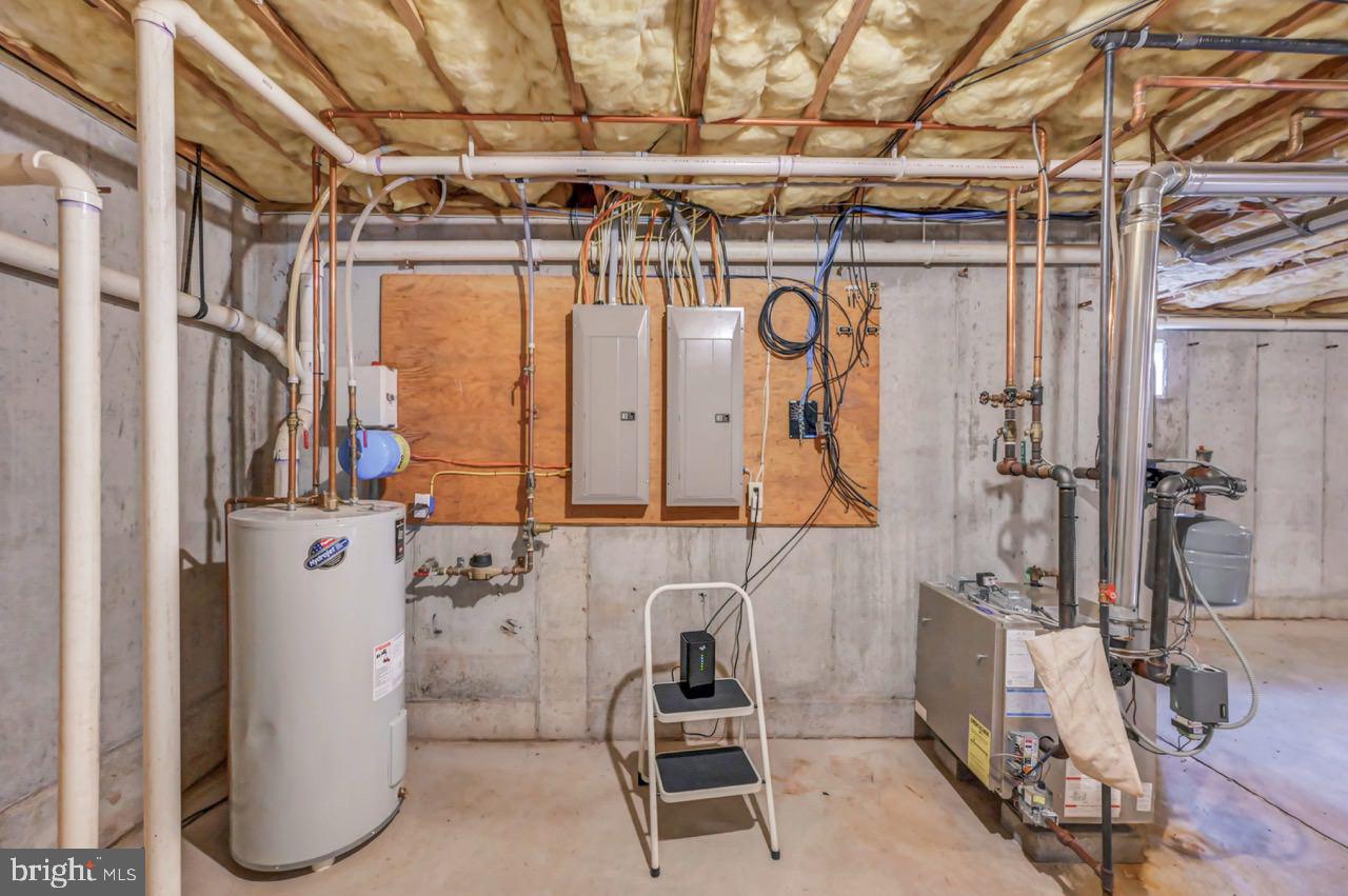 SPLIT ROCK - Residential