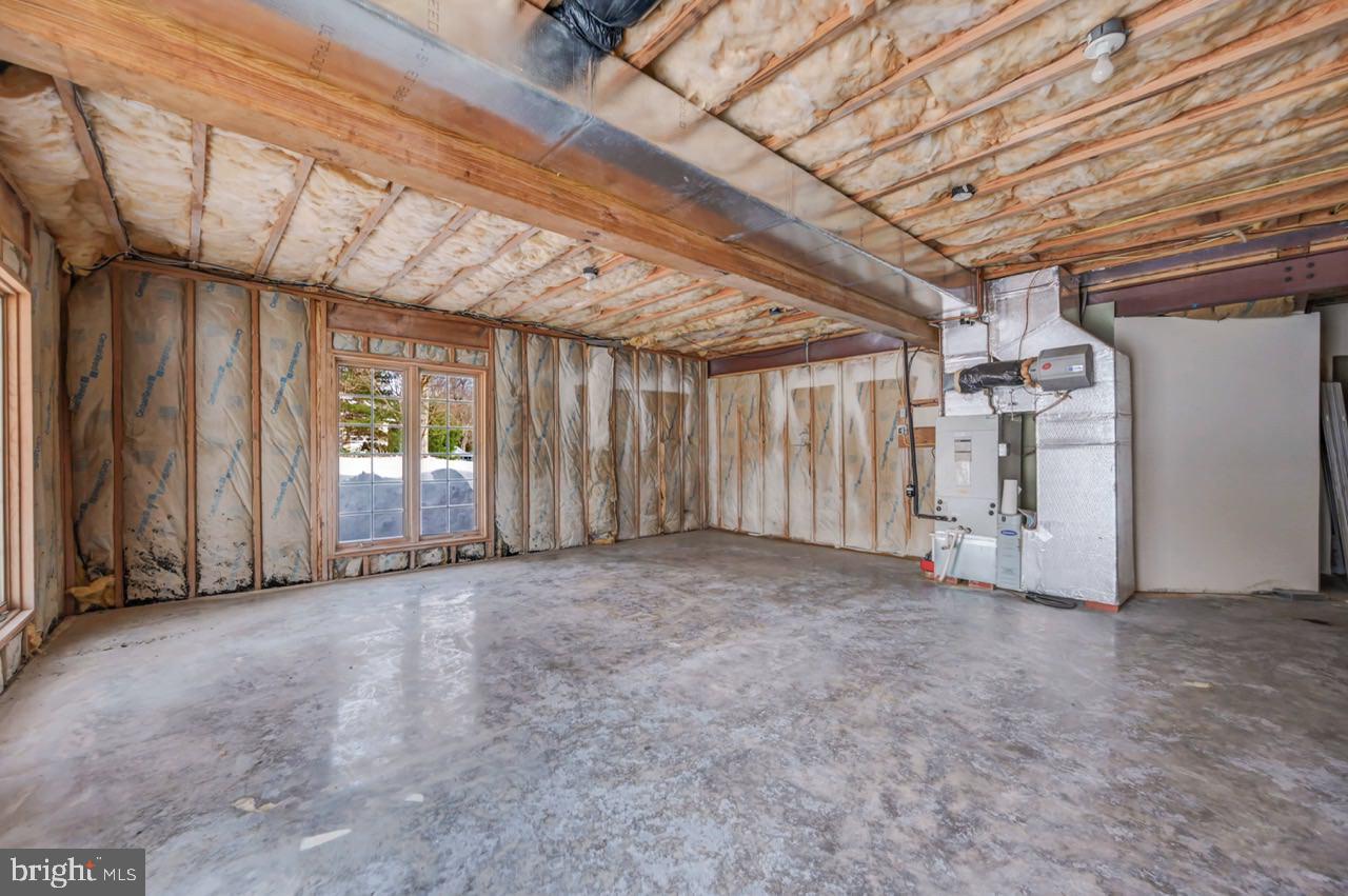 SPLIT ROCK - Residential