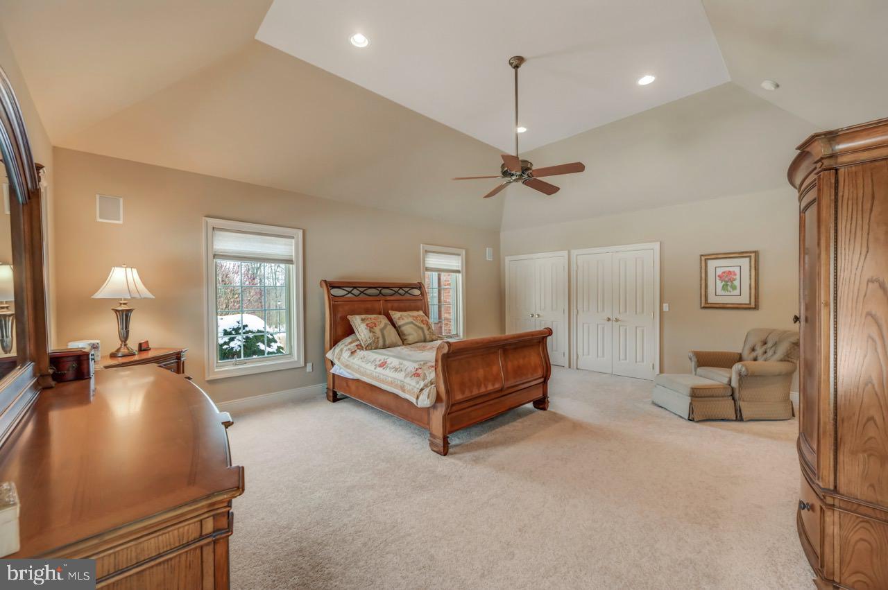 SPLIT ROCK - Residential