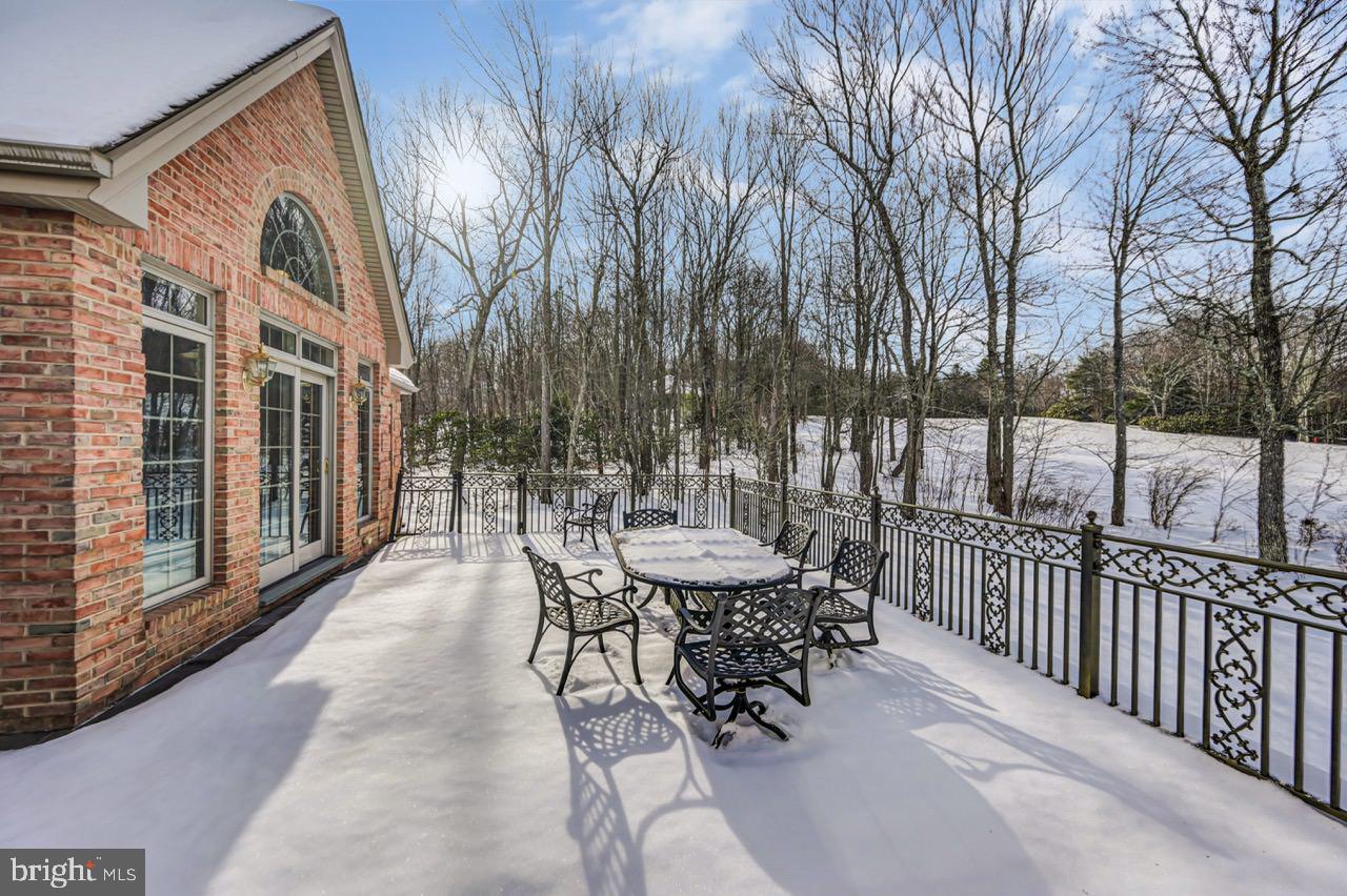 SPLIT ROCK - Residential