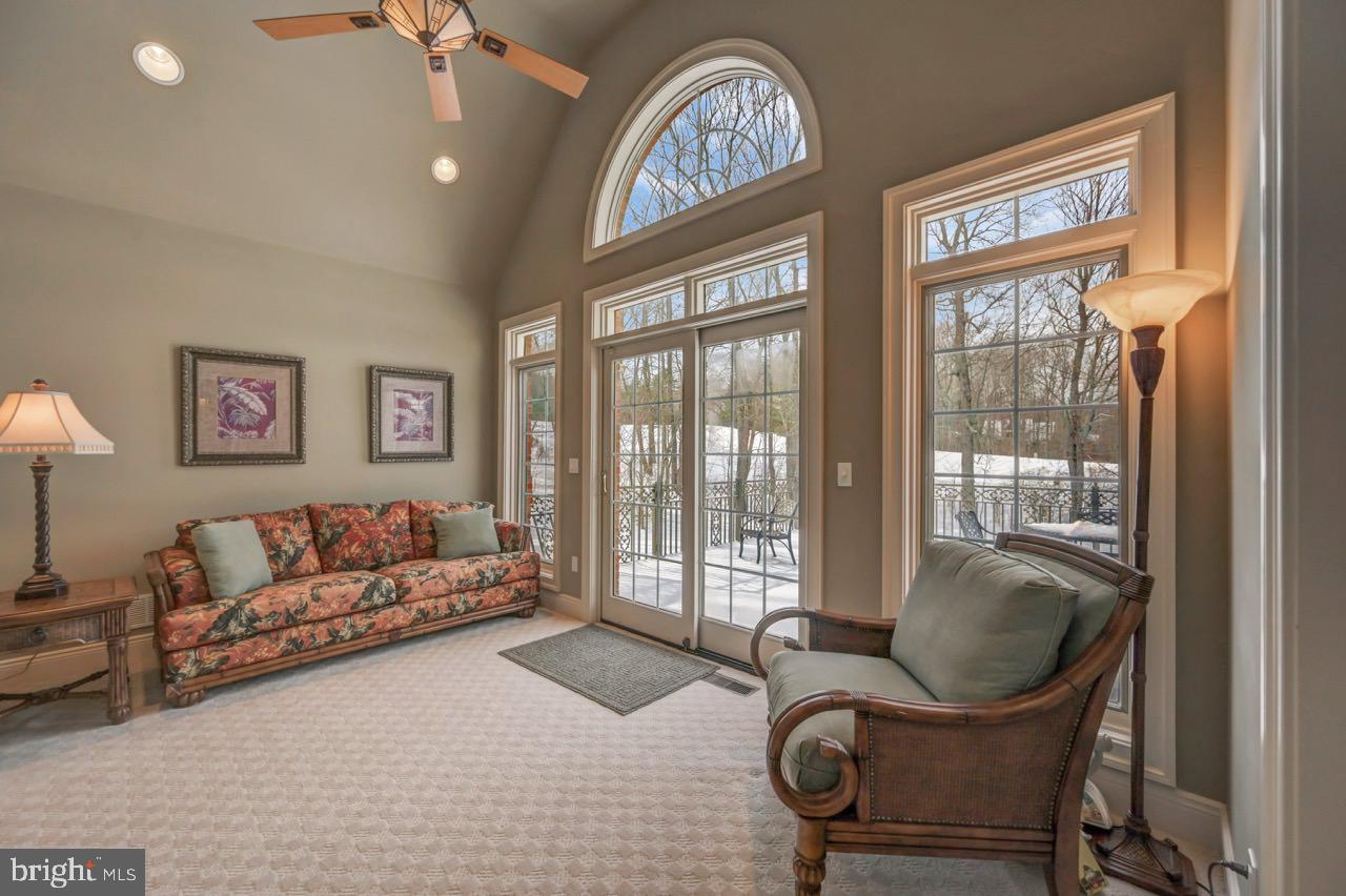 SPLIT ROCK - Residential