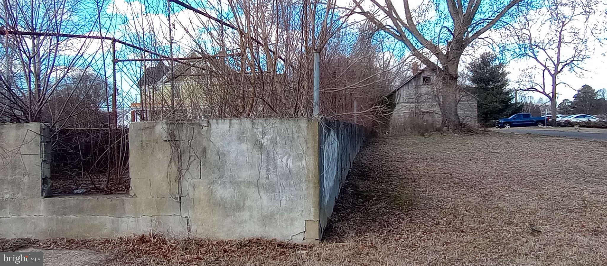 402 LOT 3 N/S SUNSET AVENUE