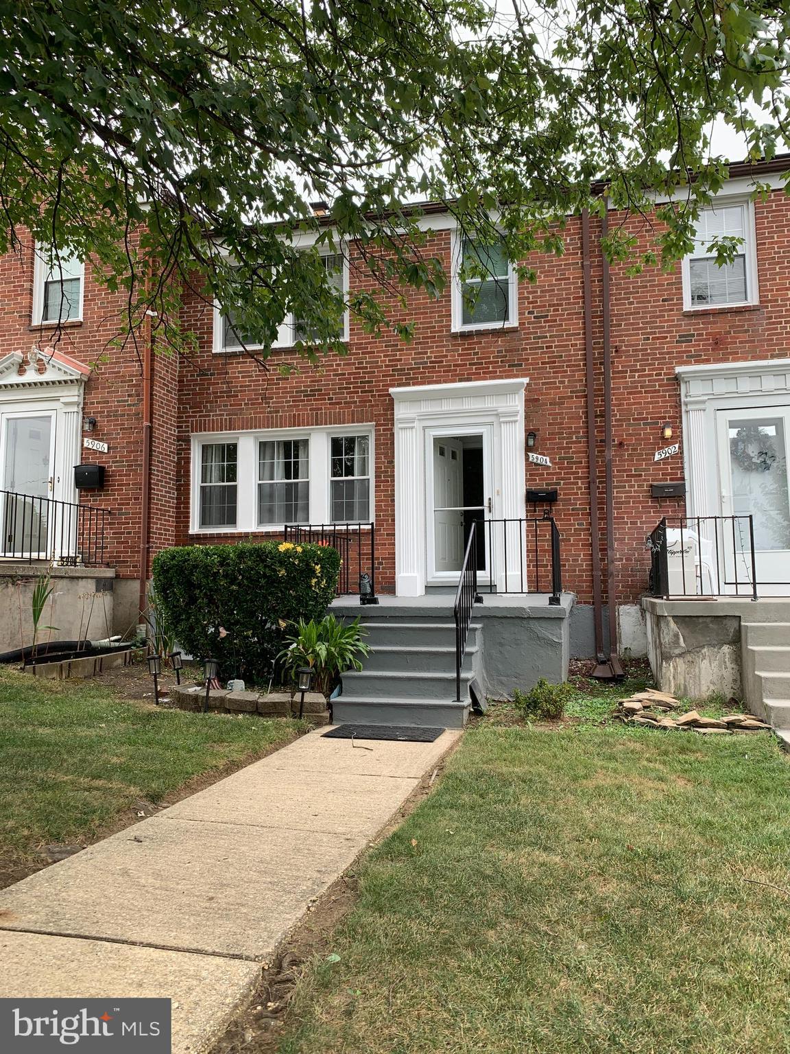 5904 EDMONDSON