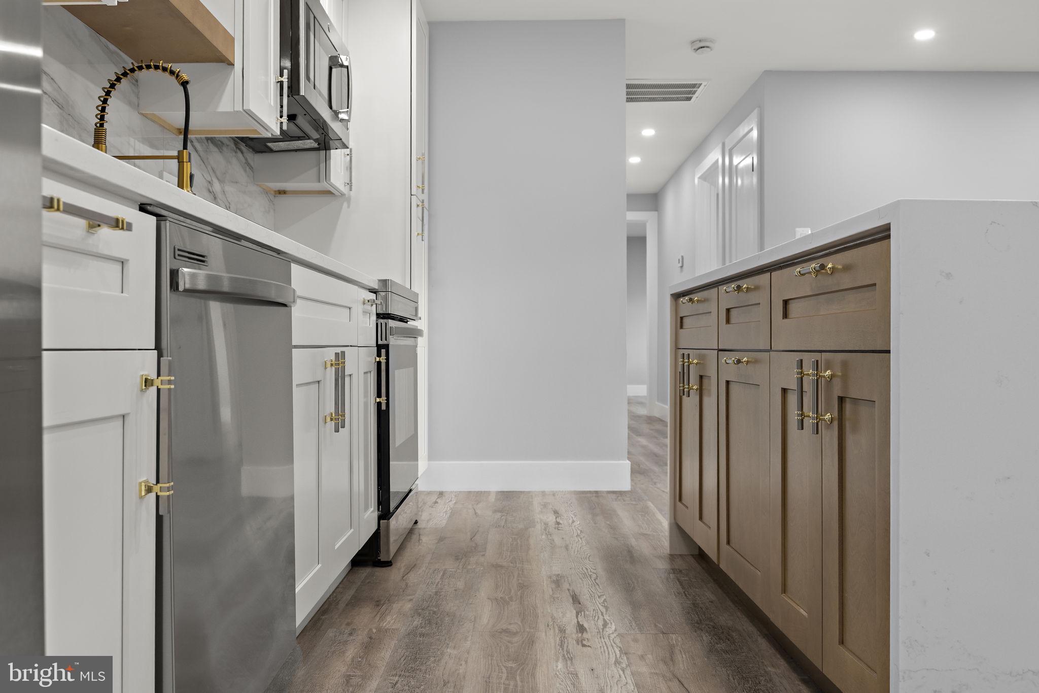 GREENFIELD COMMONS - Residential