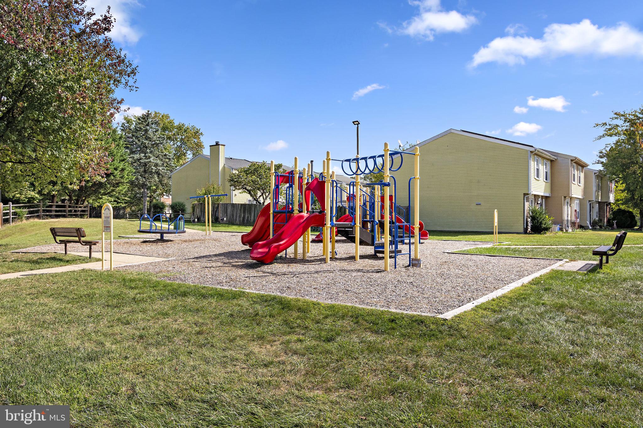 GREENFIELD COMMONS - Residential