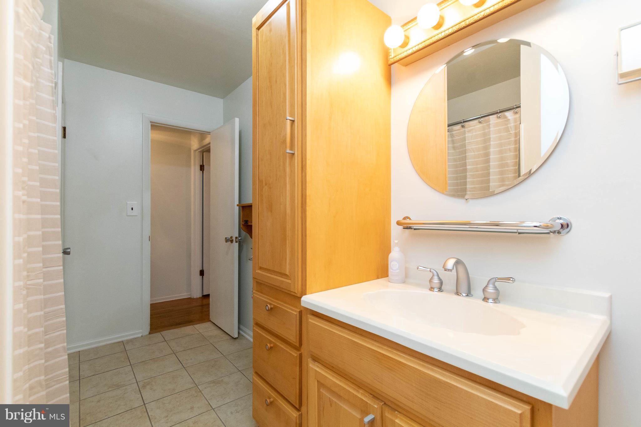 PERRY HALL - Residential