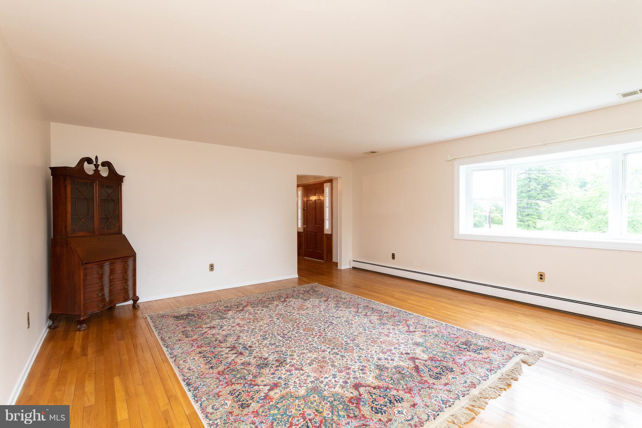 PERRY HALL - Residential