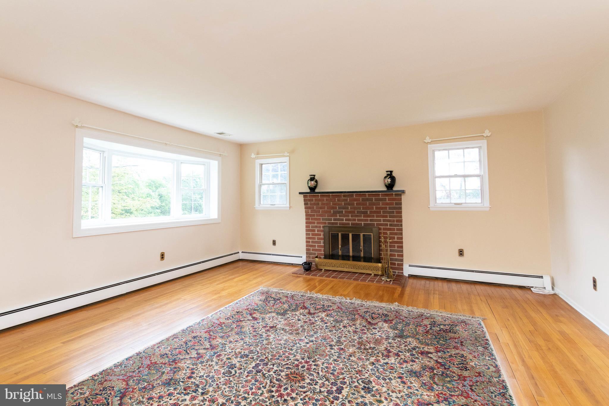 PERRY HALL - Residential