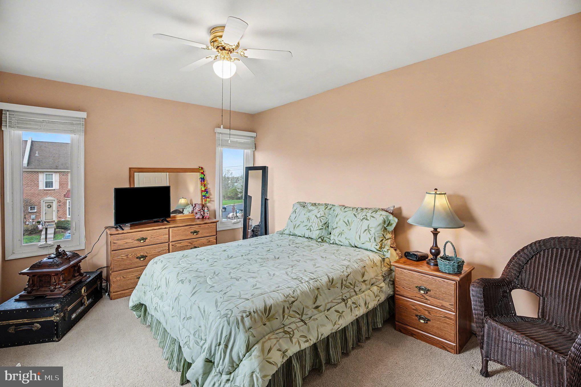 CHARLESTOWNE - Residential