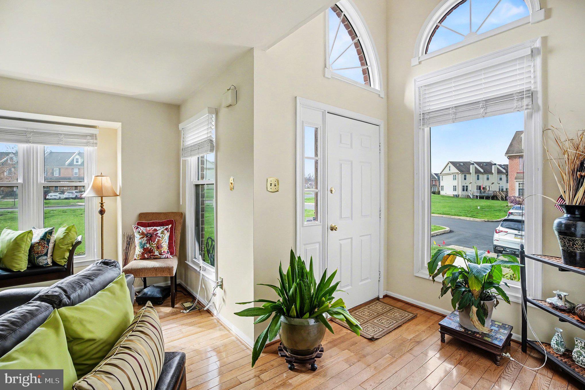 CHARLESTOWNE - Residential