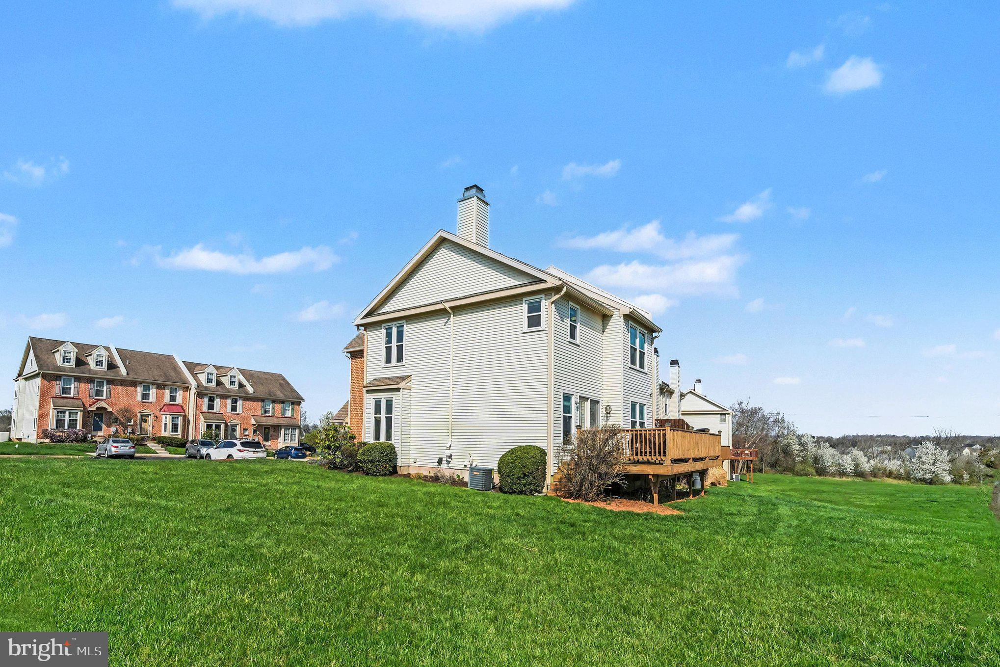 CHARLESTOWNE - Residential