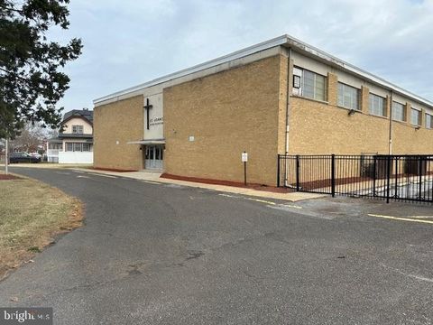 717 BEACON AVENUE PAULSBORO NJ 08066