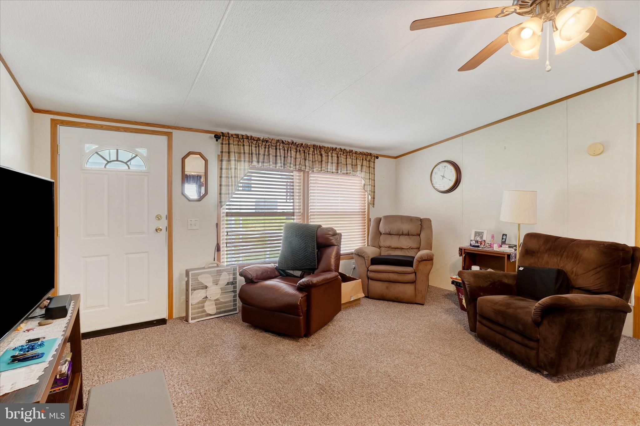 123 WHITE TAIL LANE