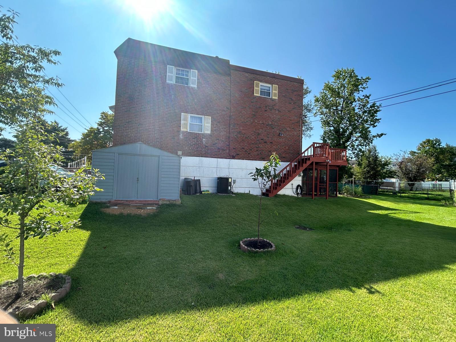 PHILADELPHIA (NORTHEAST) - Residential