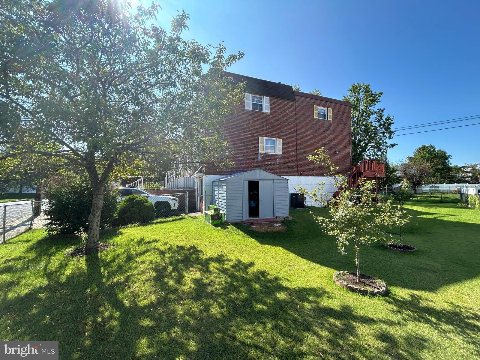 PHILADELPHIA (NORTHEAST) - Residential