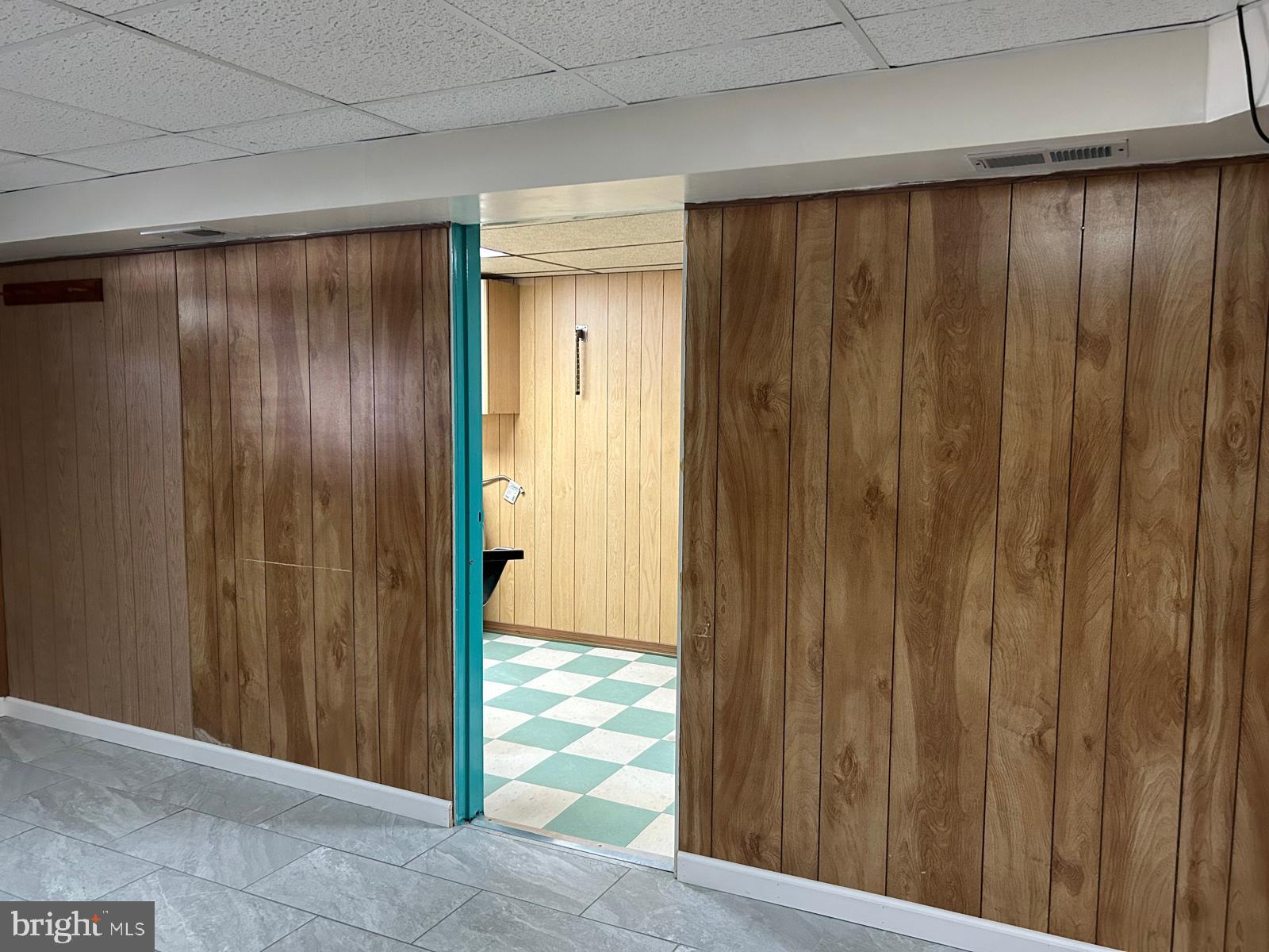 PHILADELPHIA (NORTHEAST) - Residential