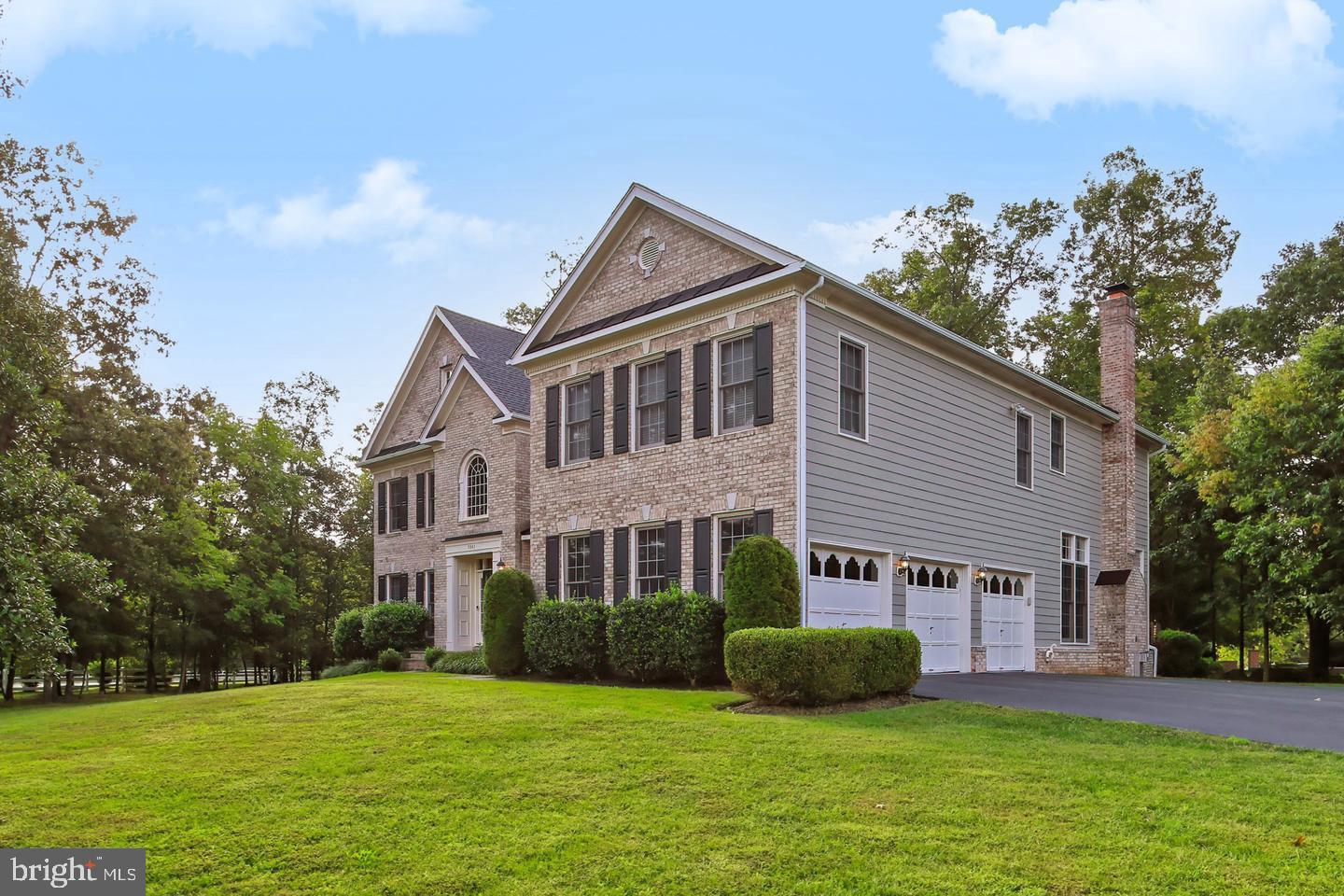 5841 SADDLE DOWNS PLACE