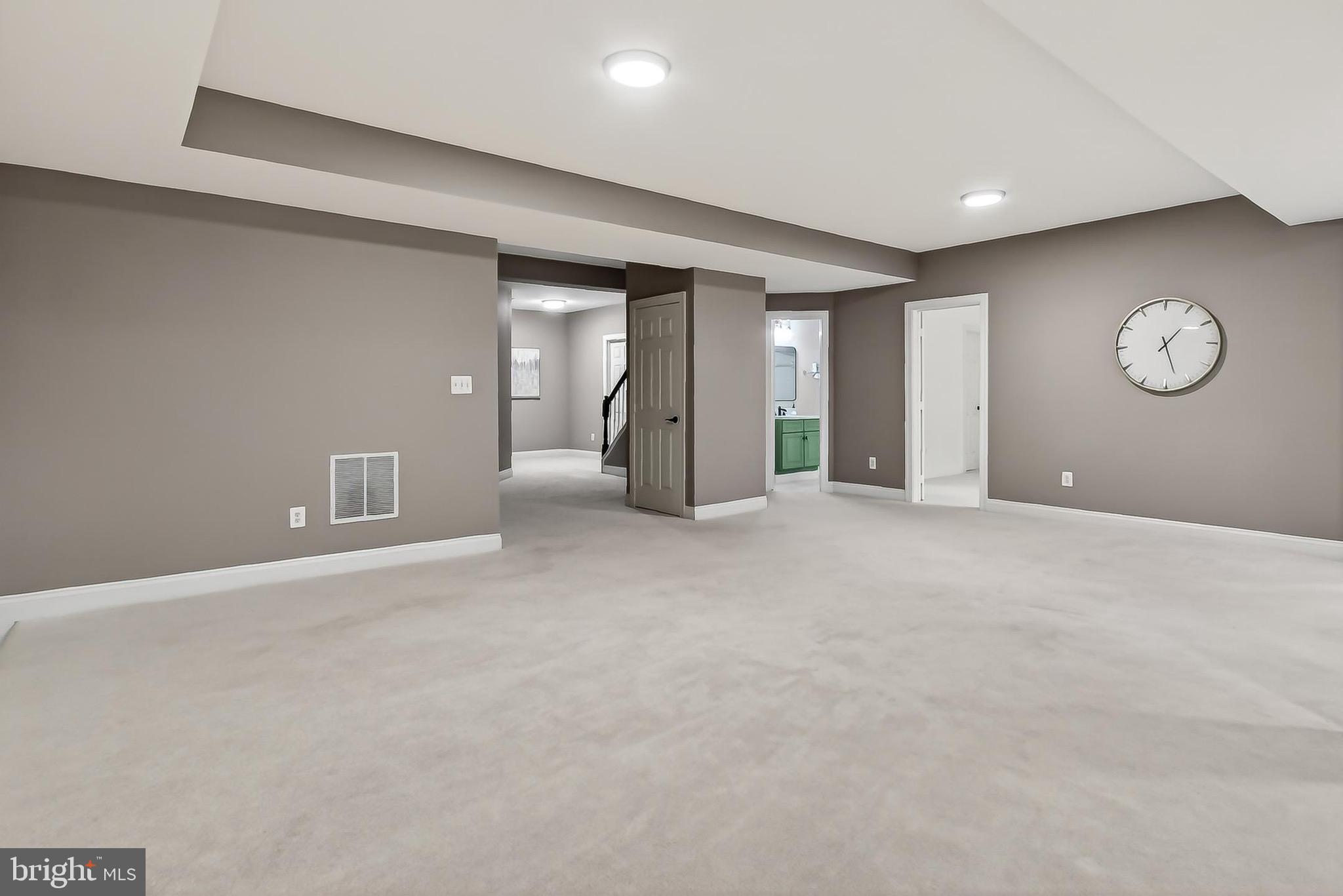 RIDINGS AT VIRGINIA RUN - Residential