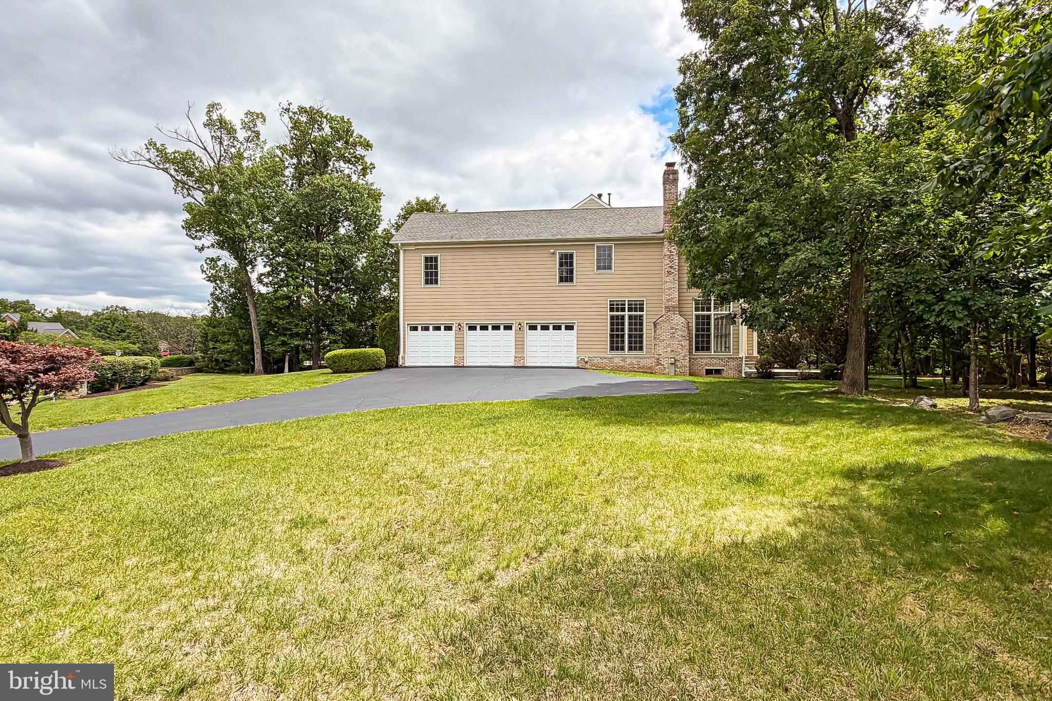 RIDINGS AT VIRGINIA RUN - Residential
