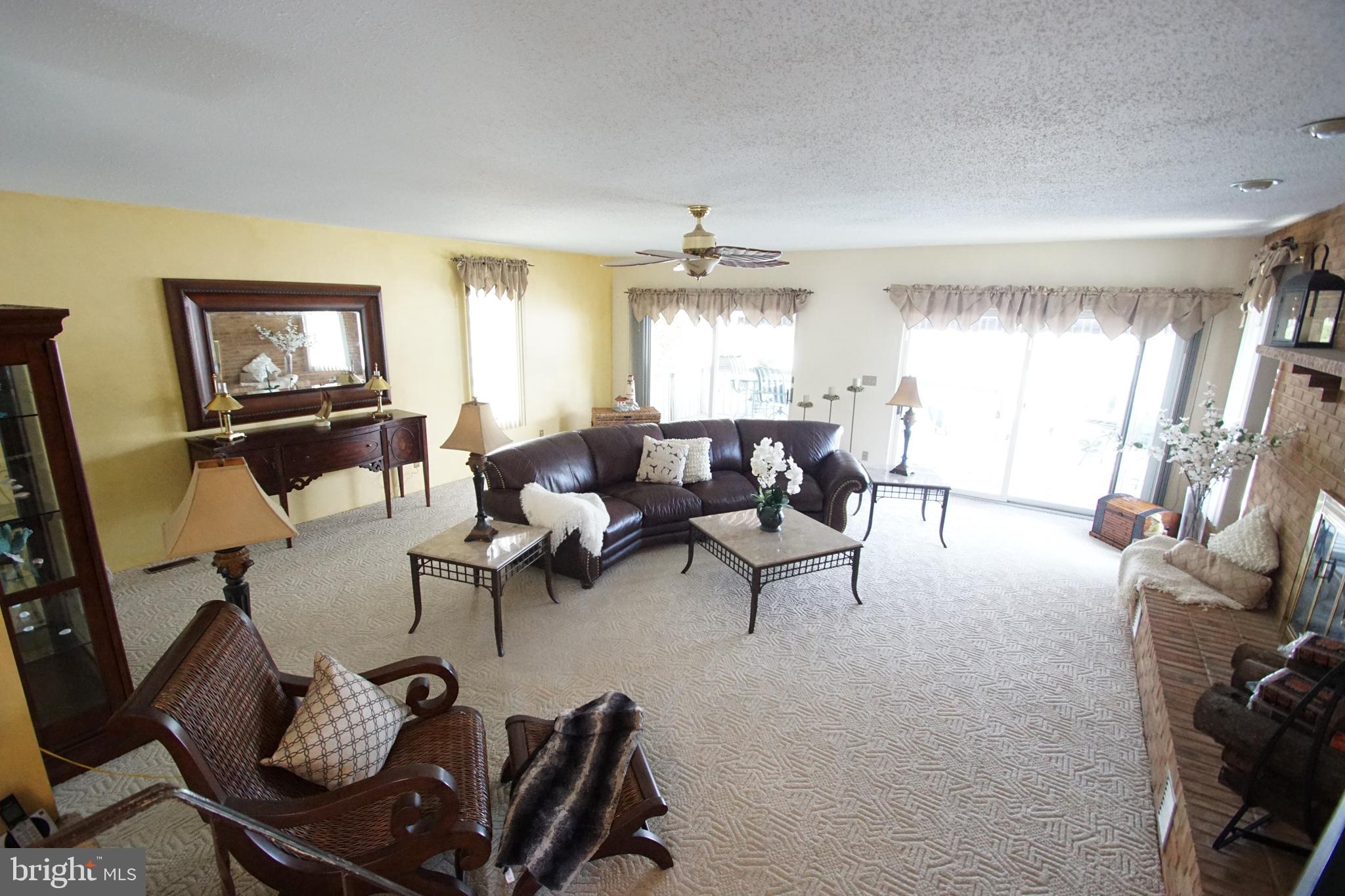 HILLTOP PARK - Residential