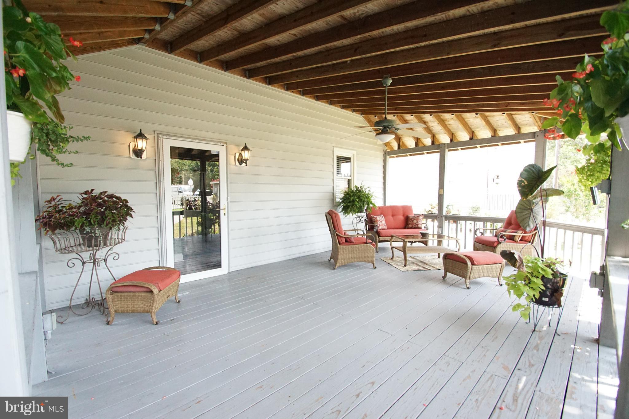 HILLTOP PARK - Residential