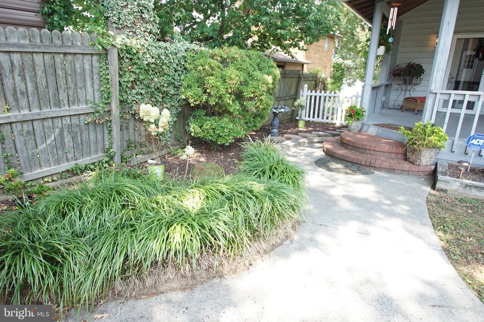 HILLTOP PARK - Residential