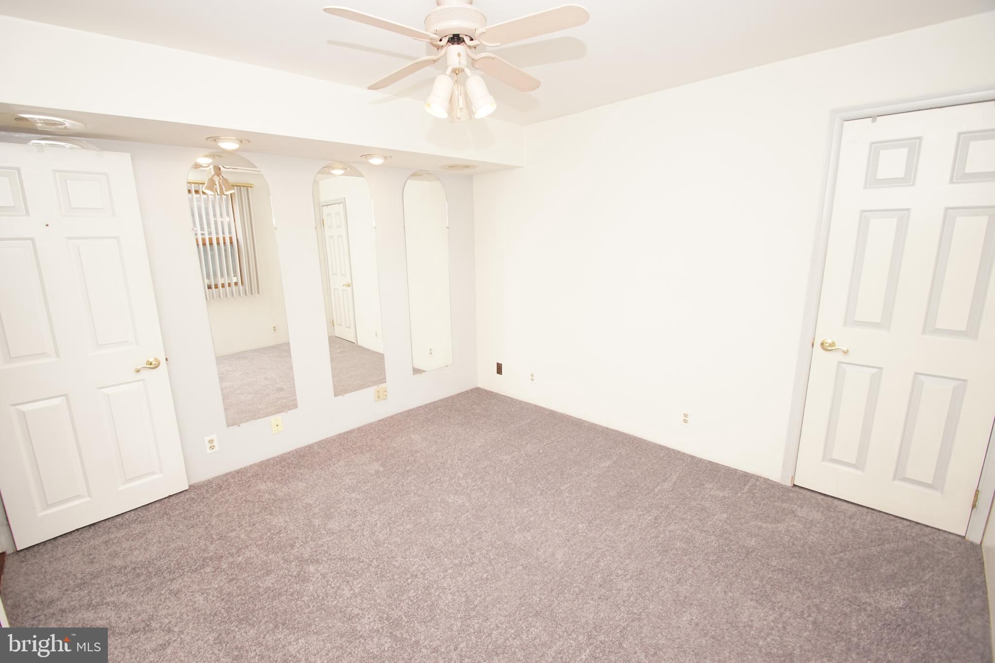 HILLTOP PARK - Residential